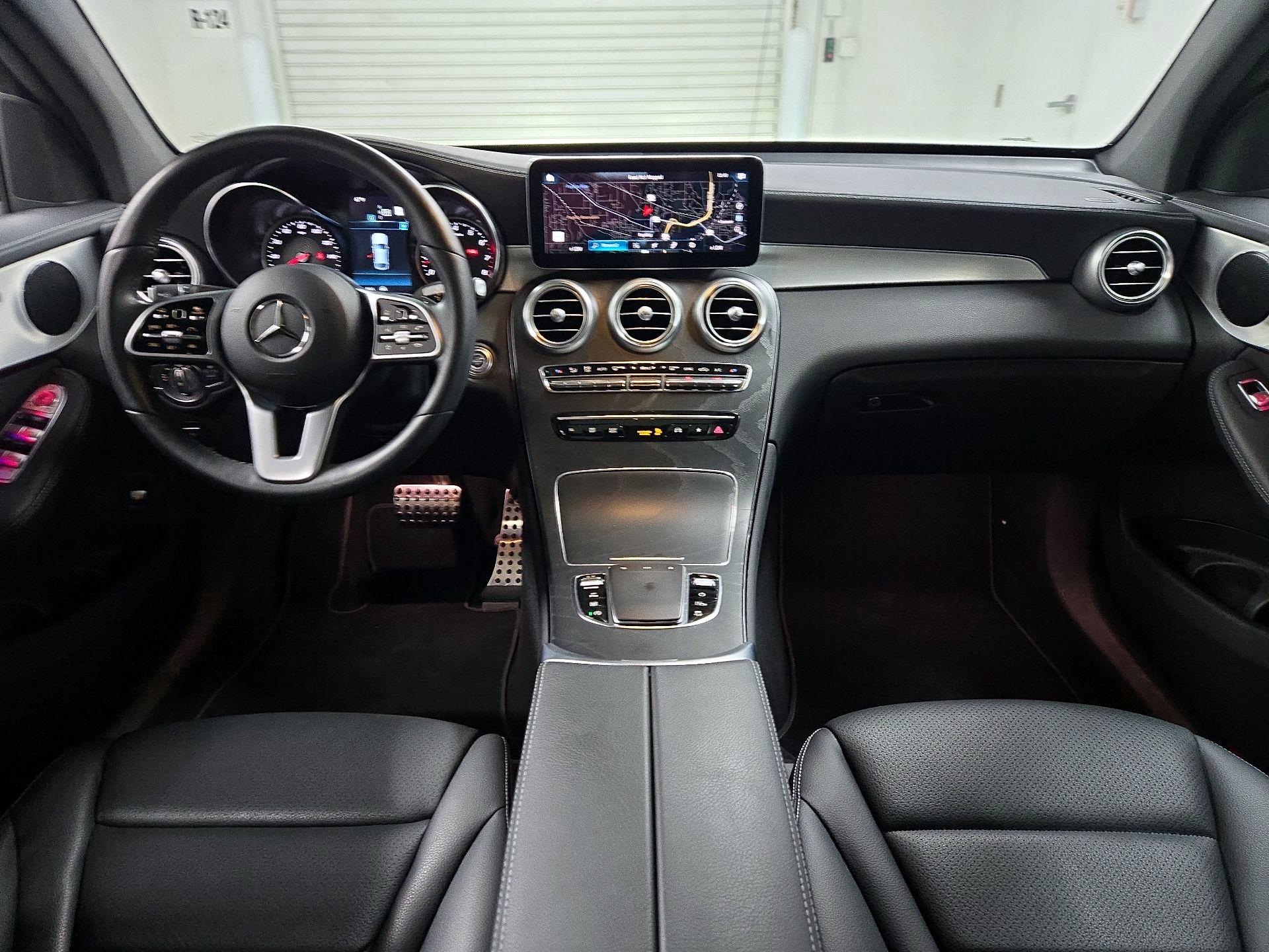 Thumbnail: 2022 Mercedes-Benz GLC - 9