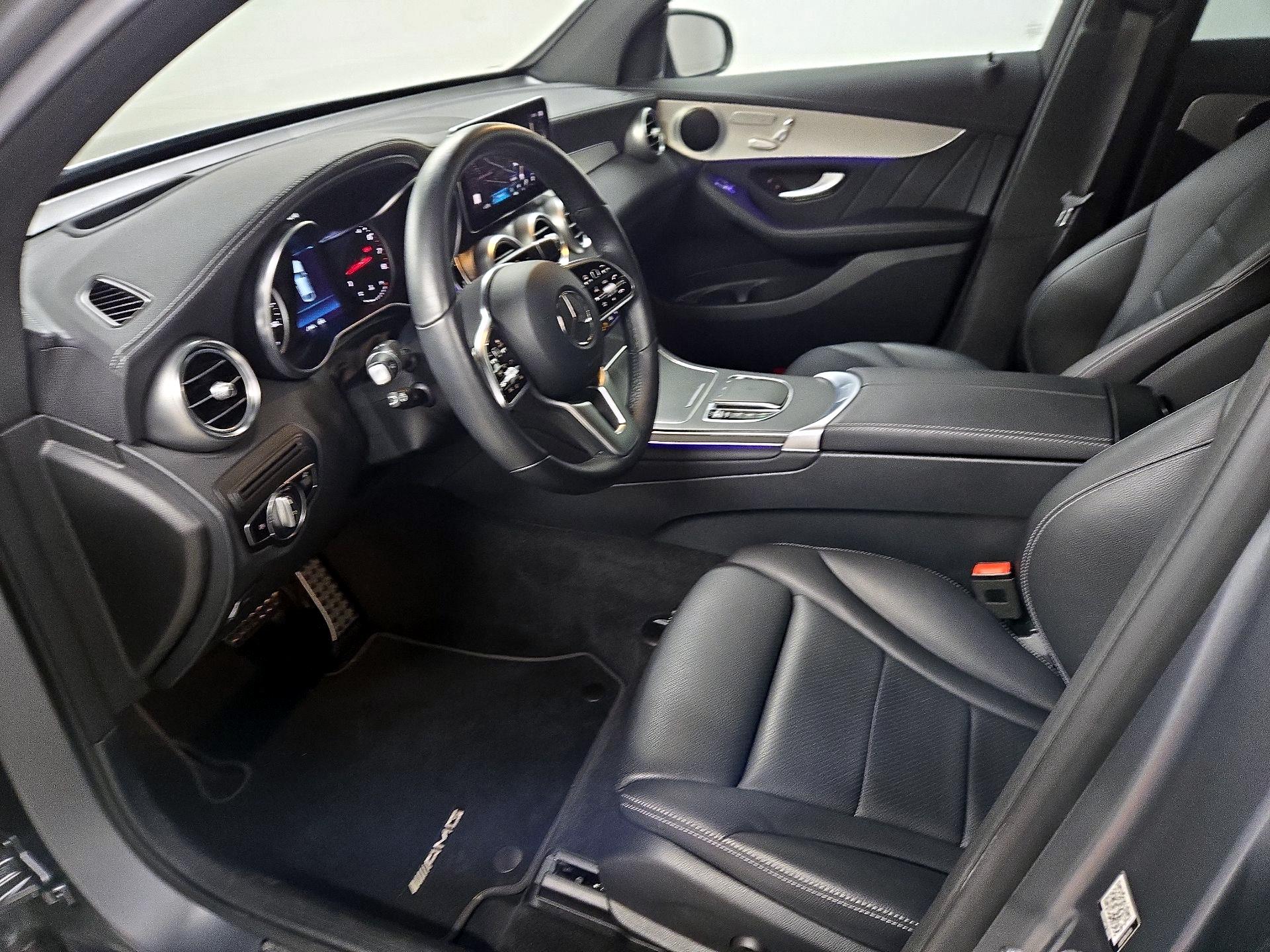 Thumbnail: 2022 Mercedes-Benz GLC - 11