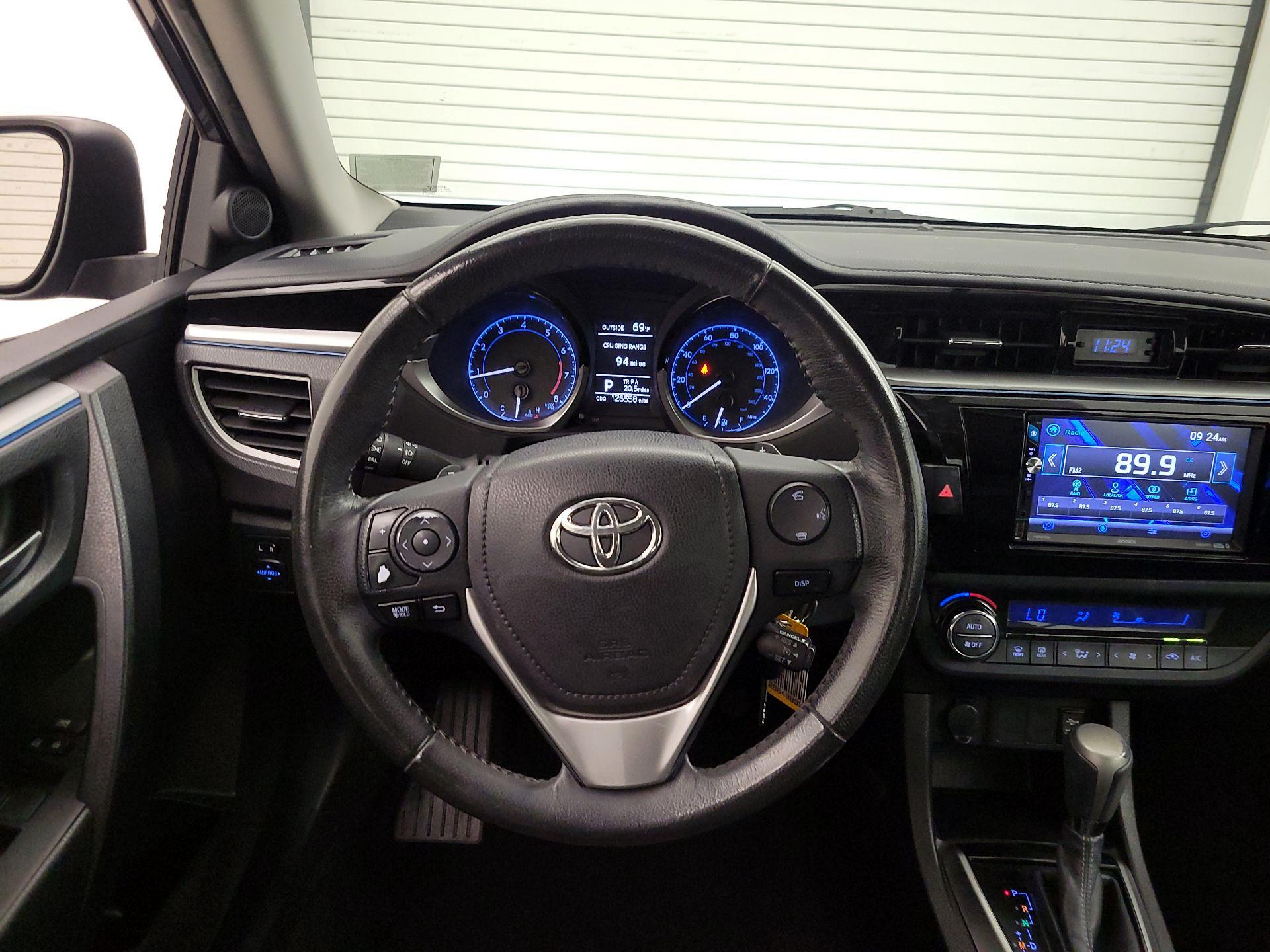 Thumbnail: 2016 Toyota Corolla - 10