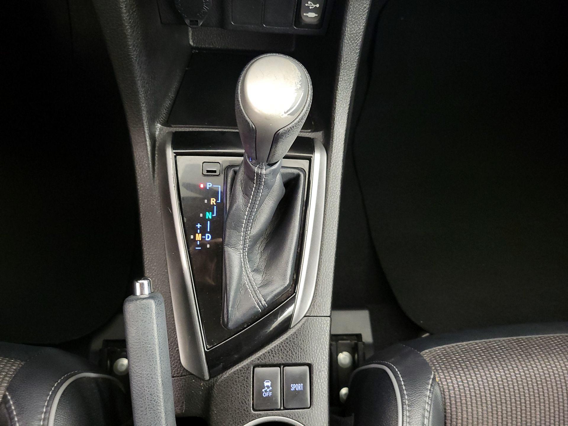 Thumbnail: 2016 Toyota Corolla - 17