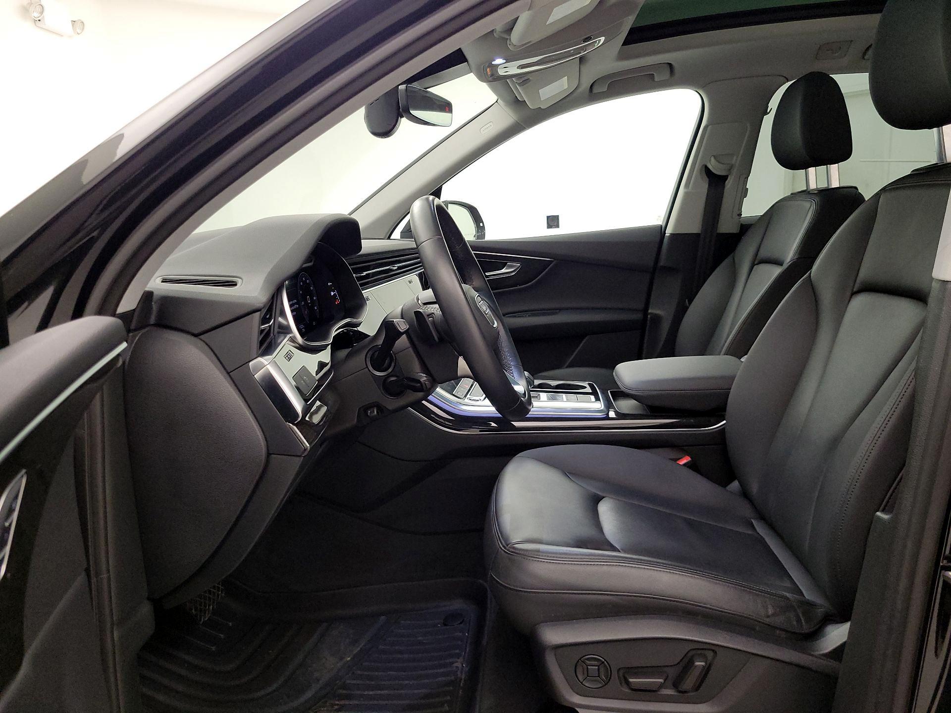 Thumbnail: 2022 Audi Q7 - 11