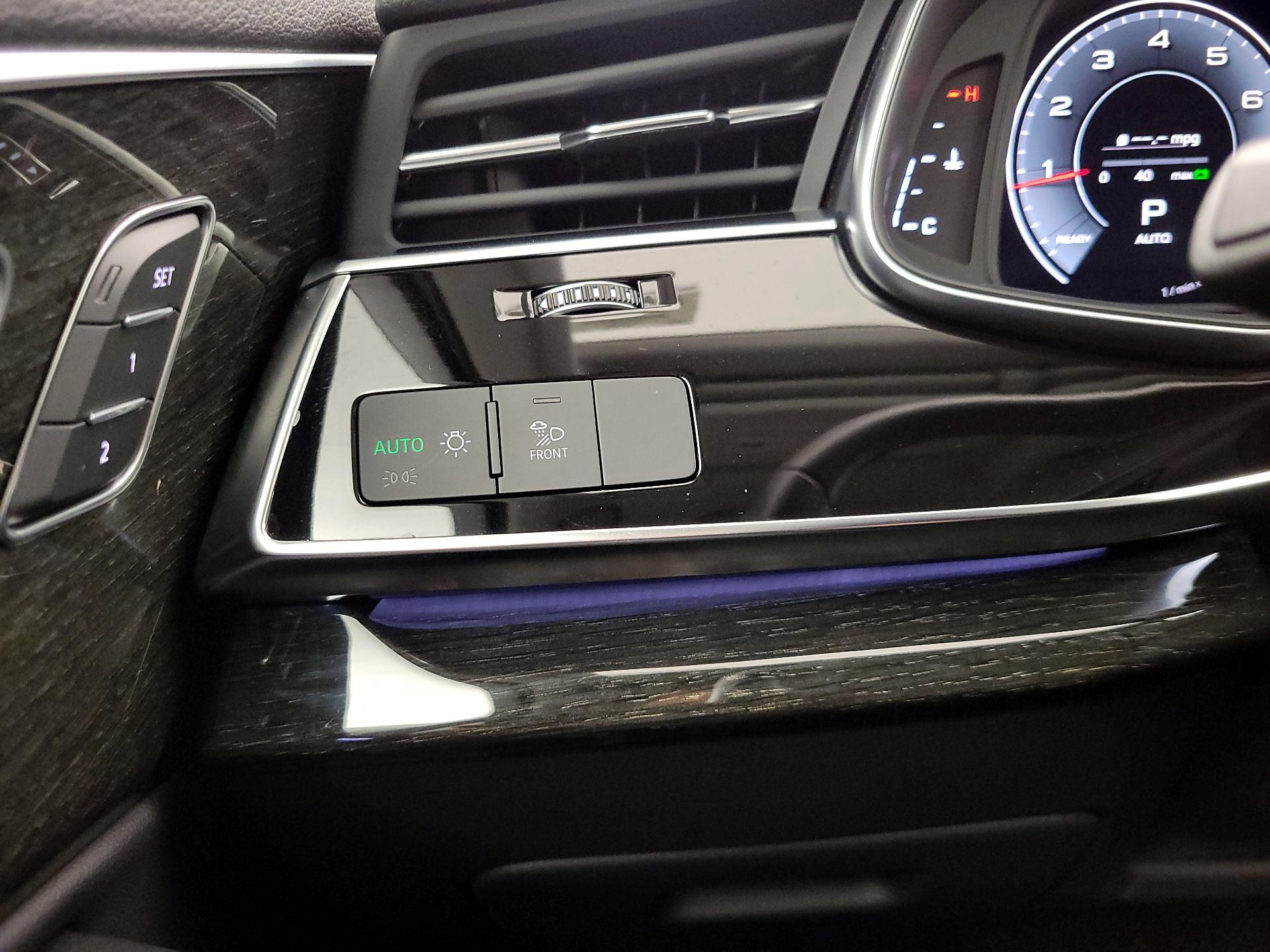 Thumbnail: 2022 Audi Q7 - 13