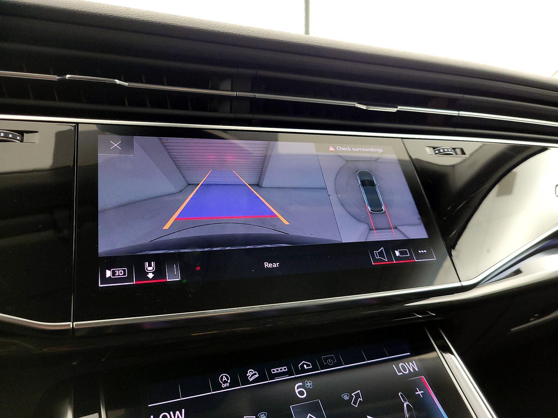 Thumbnail: 2022 Audi Q7 - 15