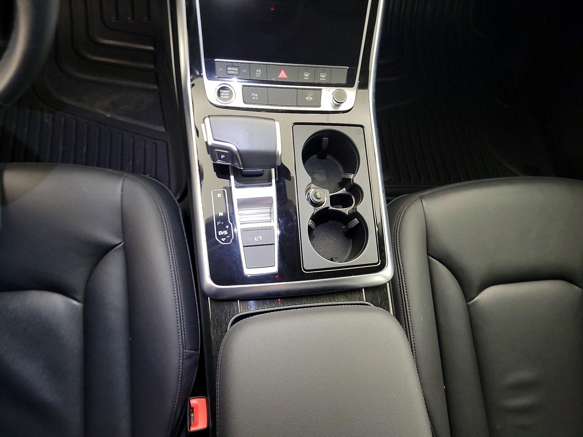 Thumbnail: 2022 Audi Q7 - 18