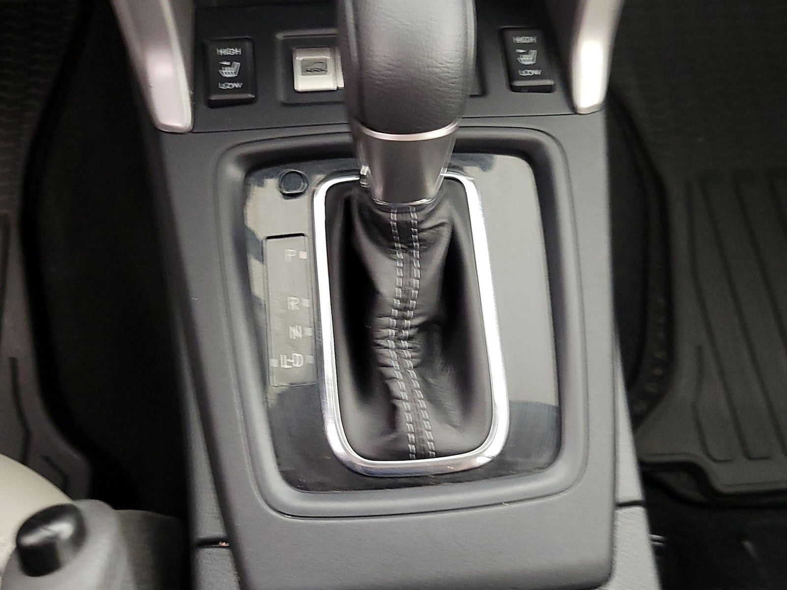 2016 Subaru Forester i Touring - Photo 19