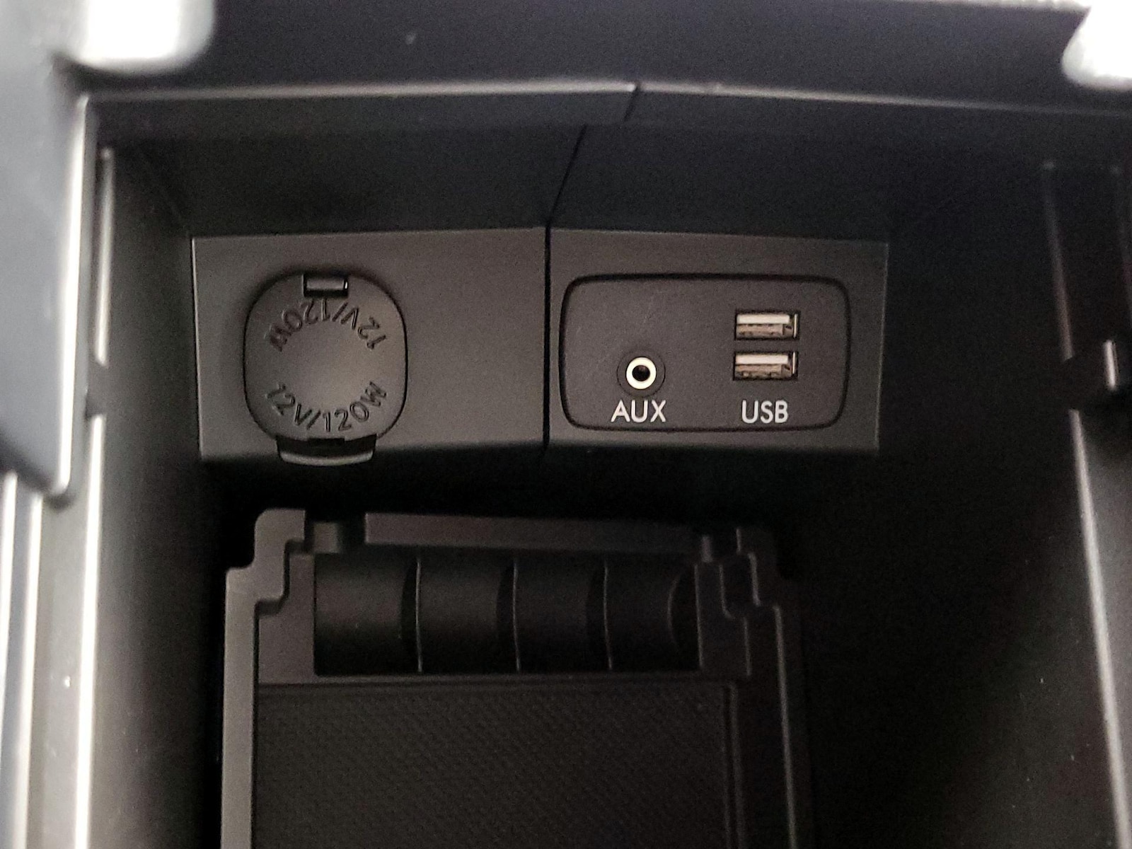 2016 Subaru Forester i Touring - Photo 20