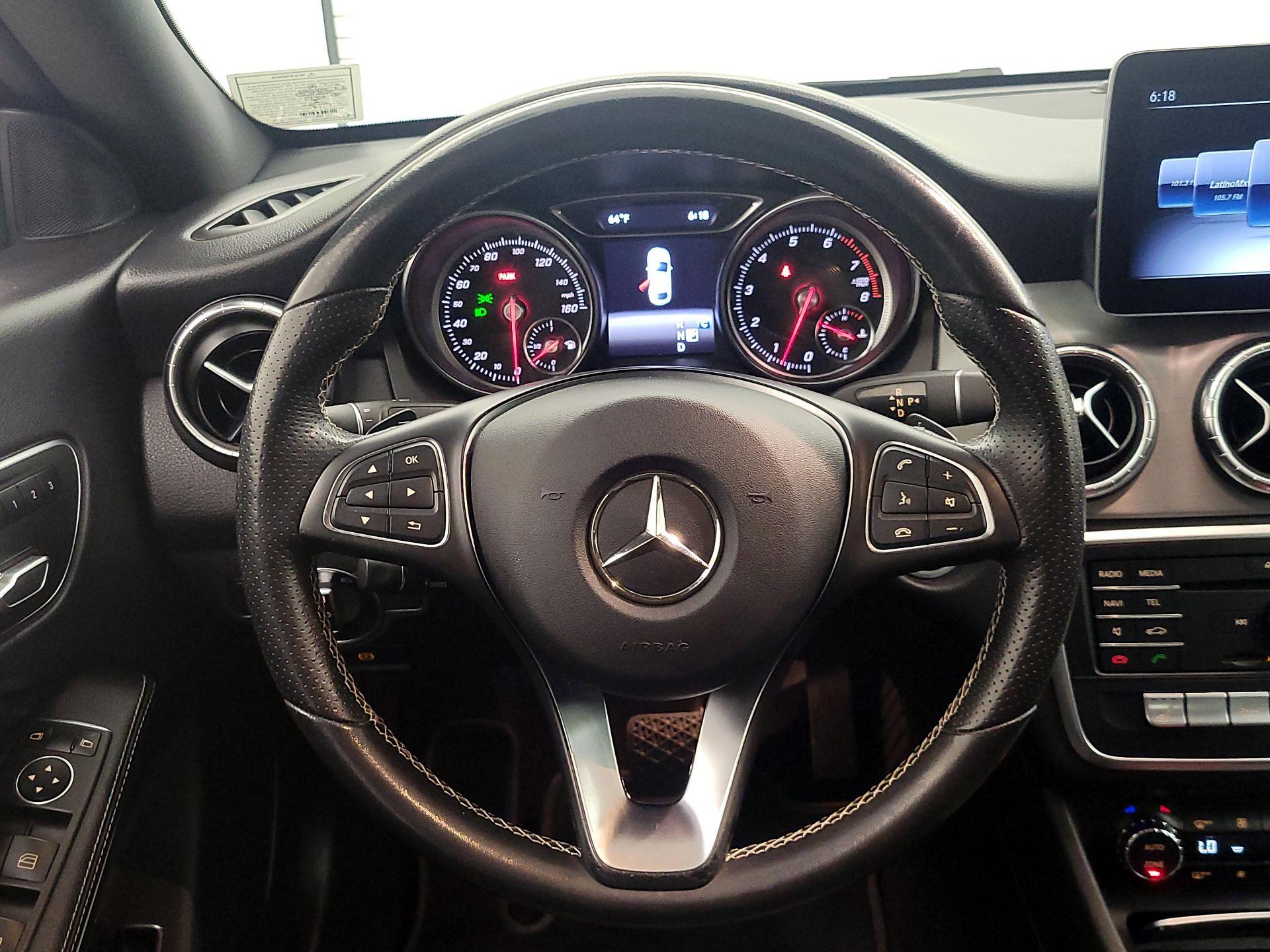 Thumbnail: 2018 Mercedes-Benz CLA - 10