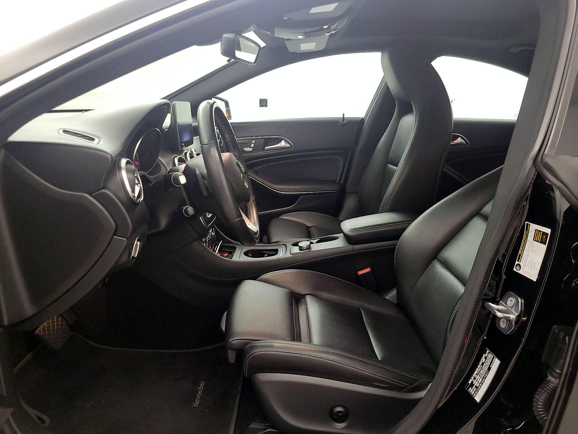 Thumbnail: 2018 Mercedes-Benz CLA - 11