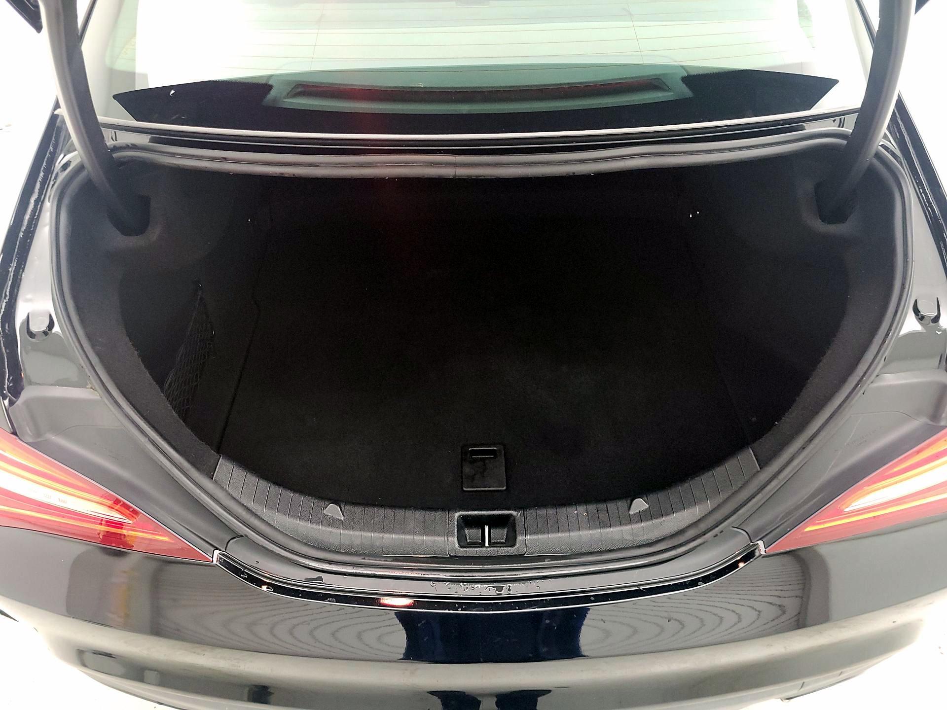 Thumbnail: 2018 Mercedes-Benz CLA - 20