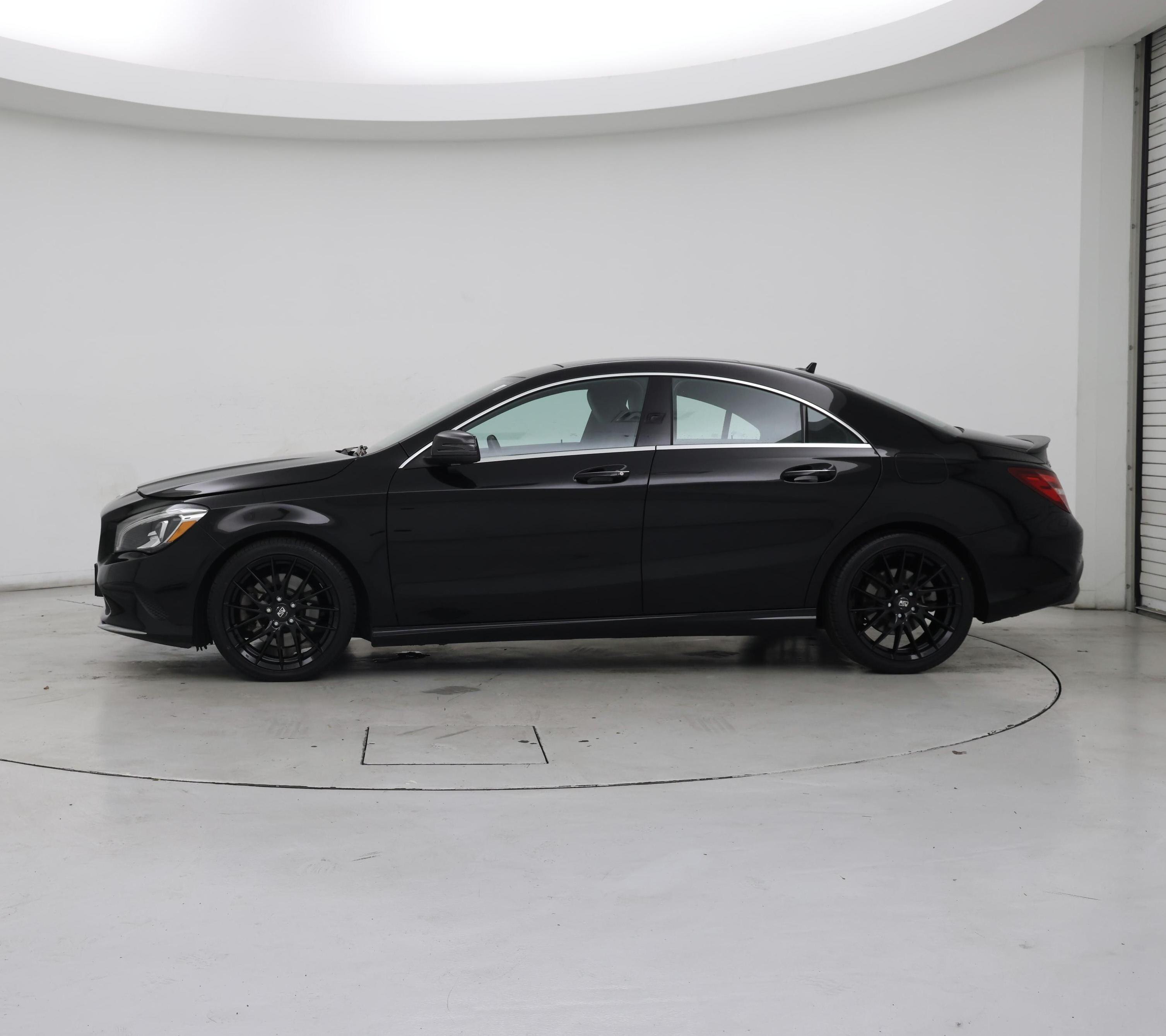 Thumbnail: 2018 Mercedes-Benz CLA - 3