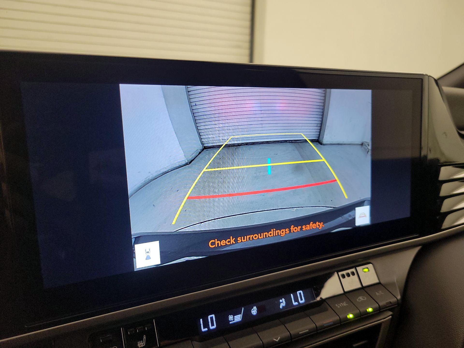 Thumbnail: 2025 Toyota Camry - 14