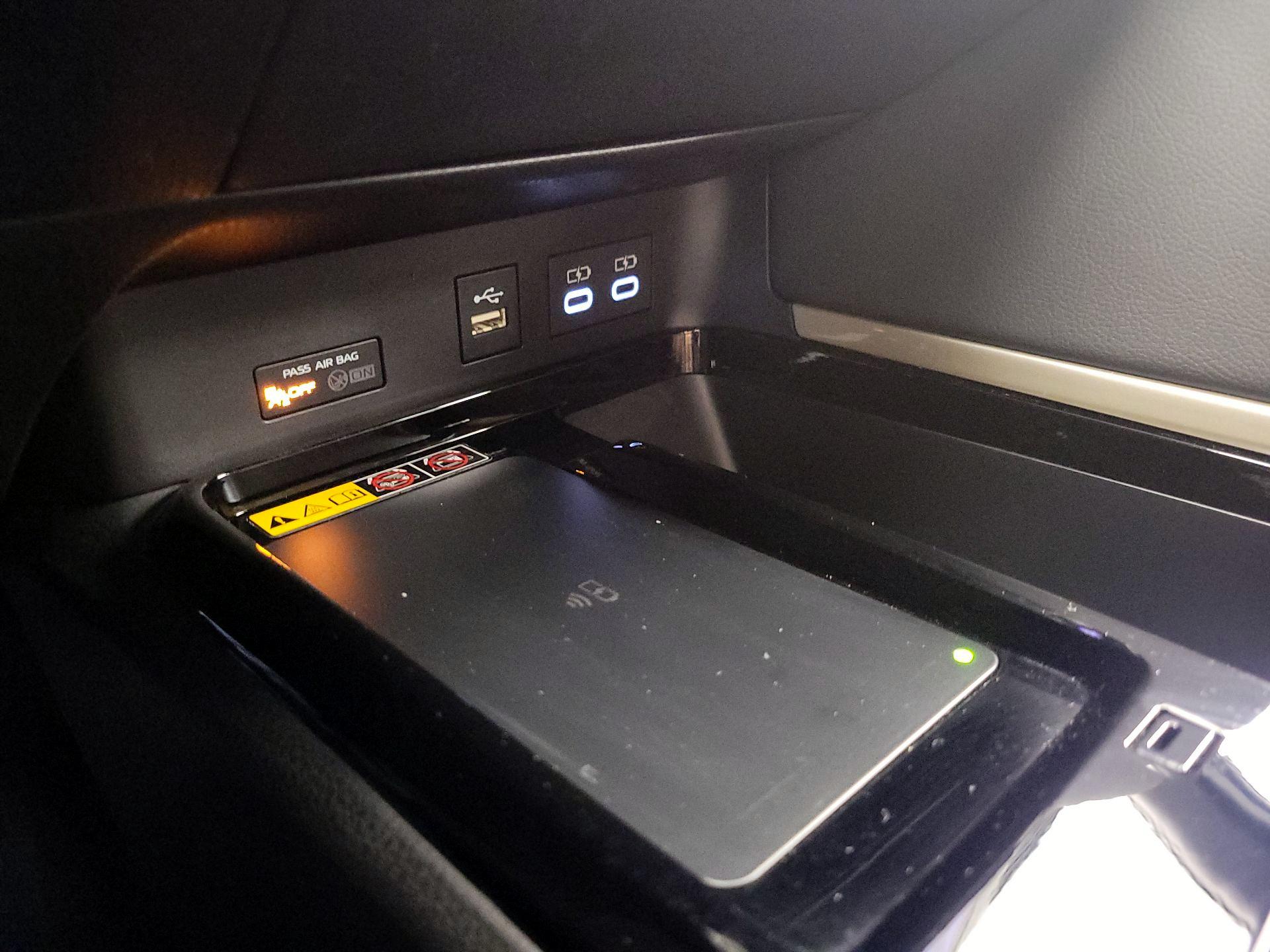 Thumbnail: 2025 Toyota Camry - 18