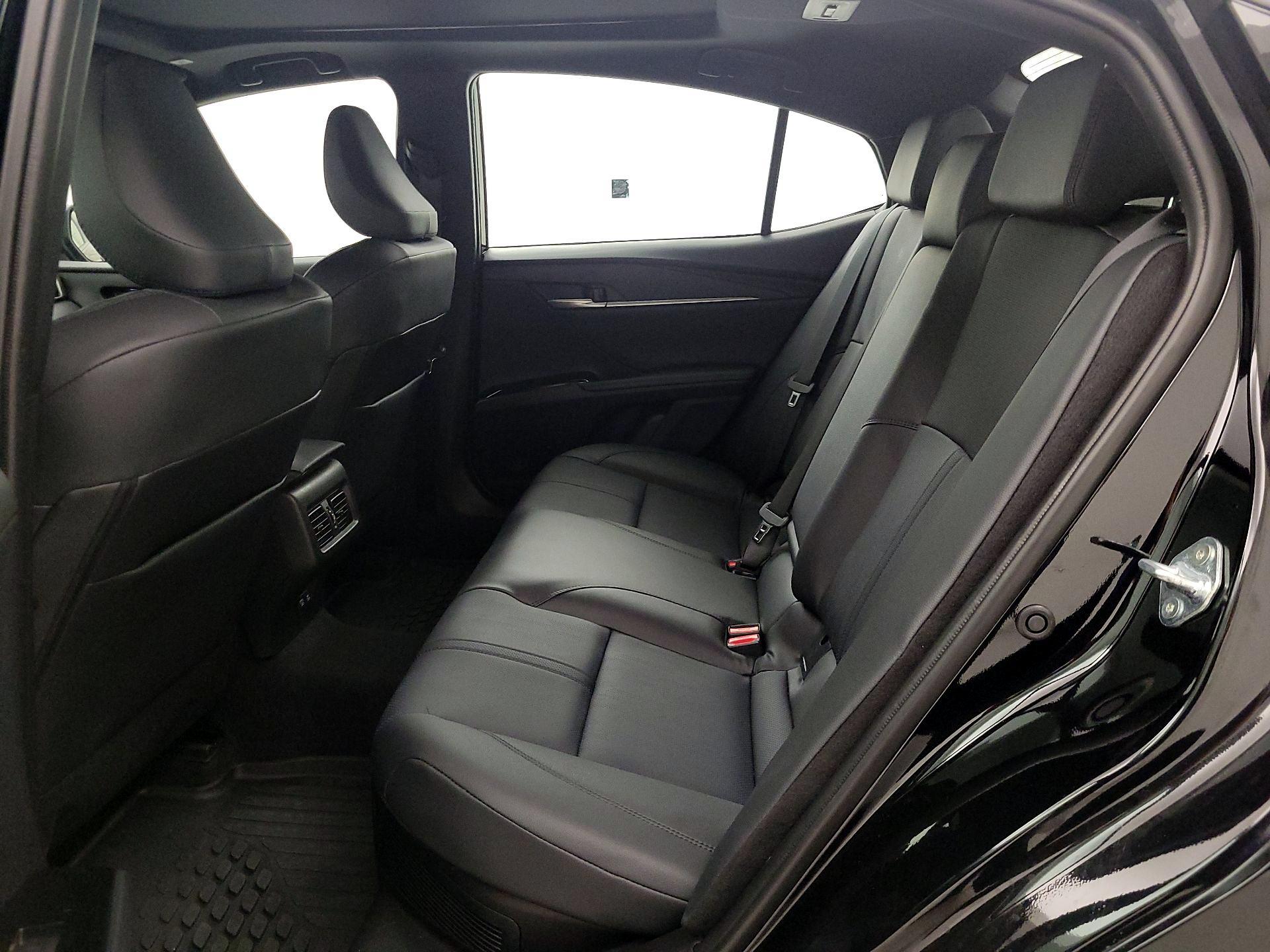 Thumbnail: 2025 Toyota Camry - 20