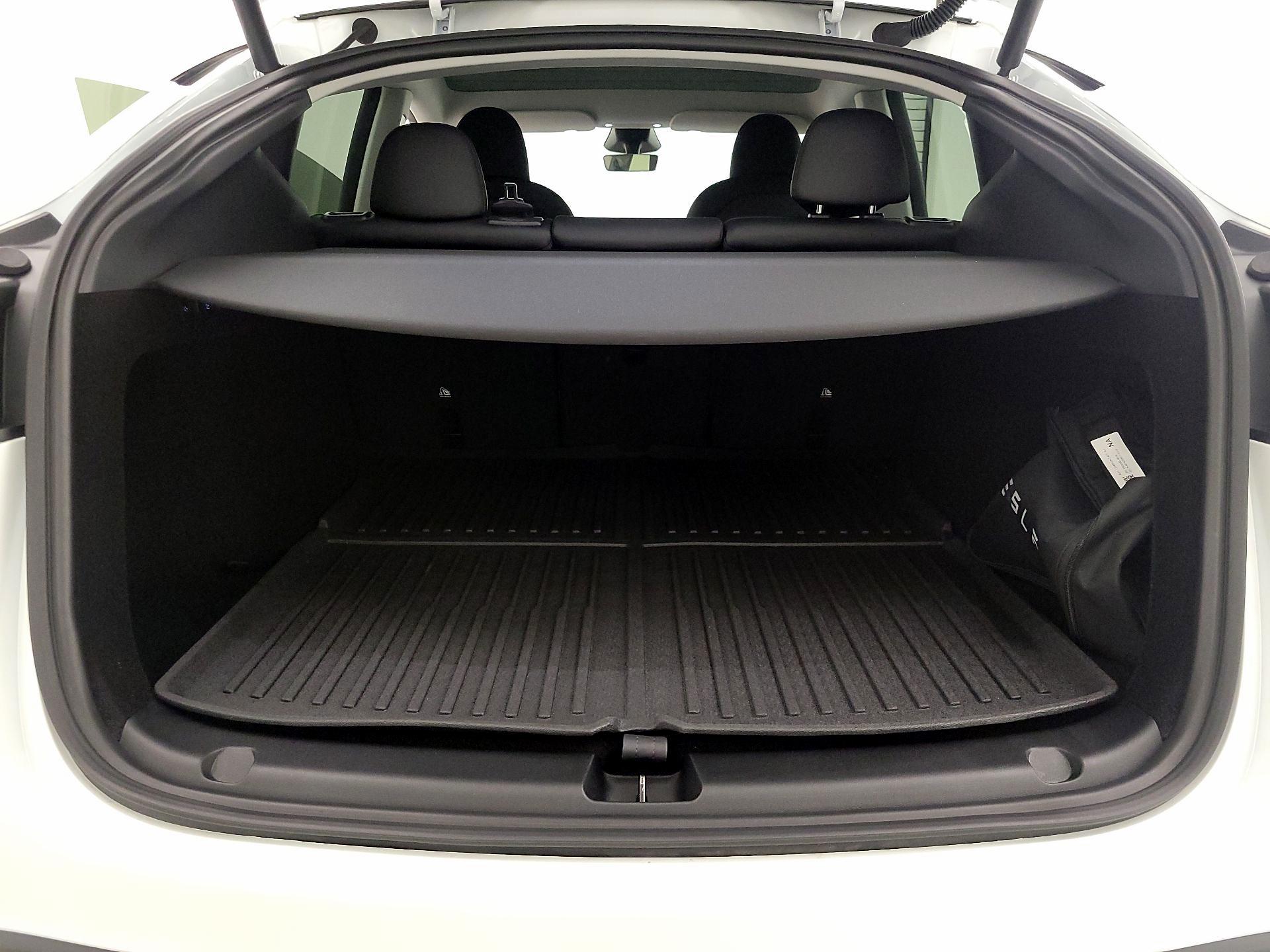 Thumbnail: 2024 Tesla Model Y - 20