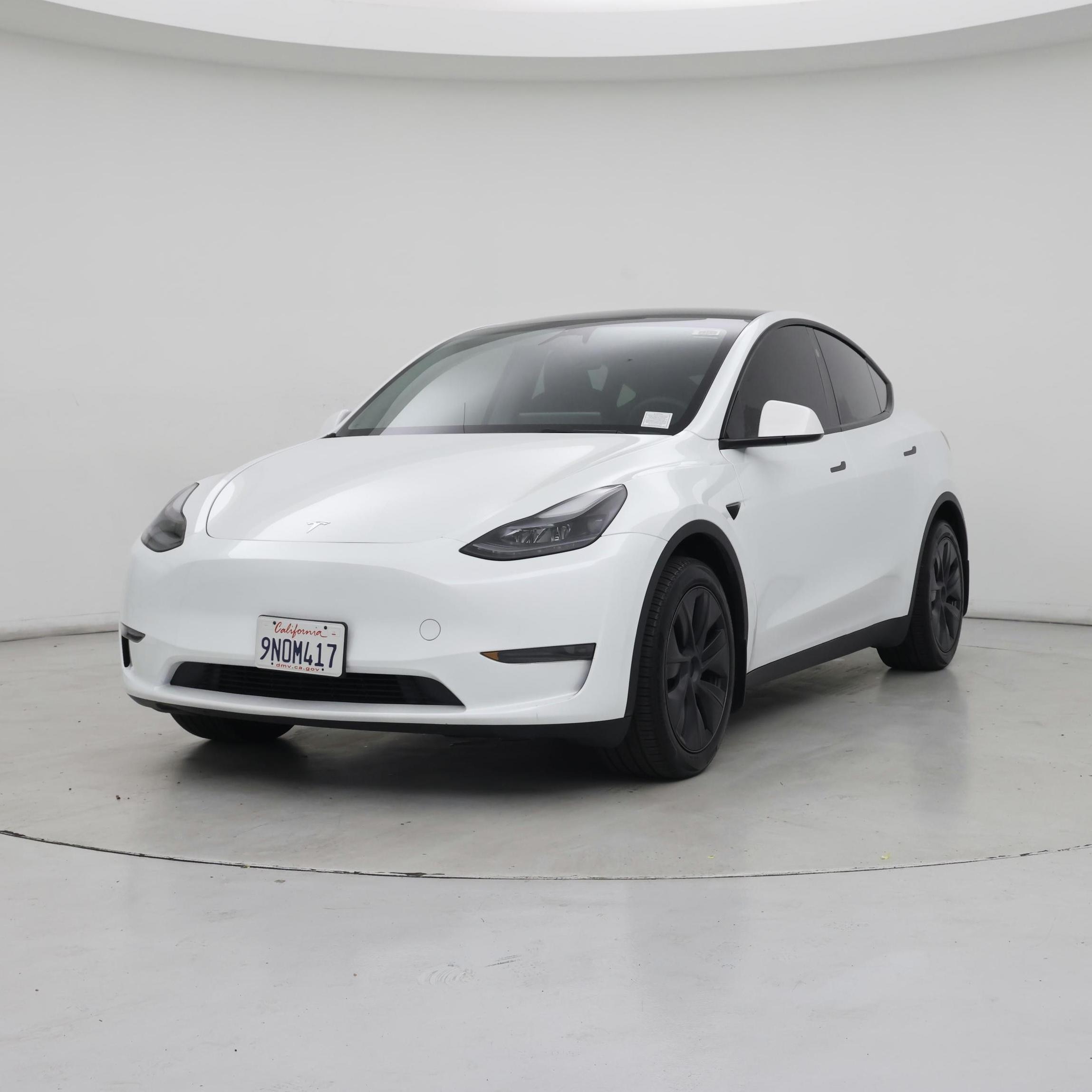 Thumbnail: 2024 Tesla Model Y - 4