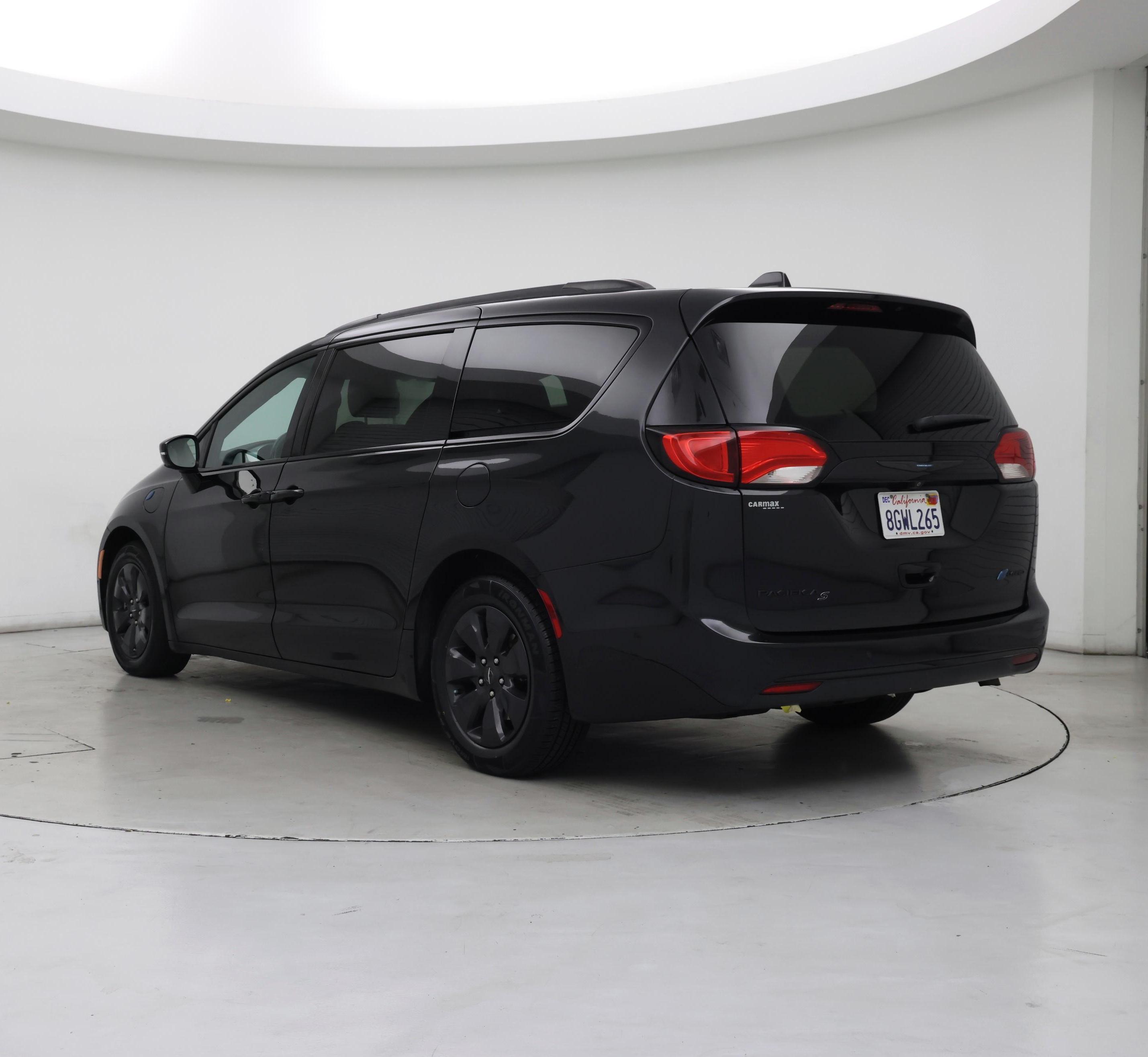 Thumbnail: 2019 Chrysler Pacifica - 2