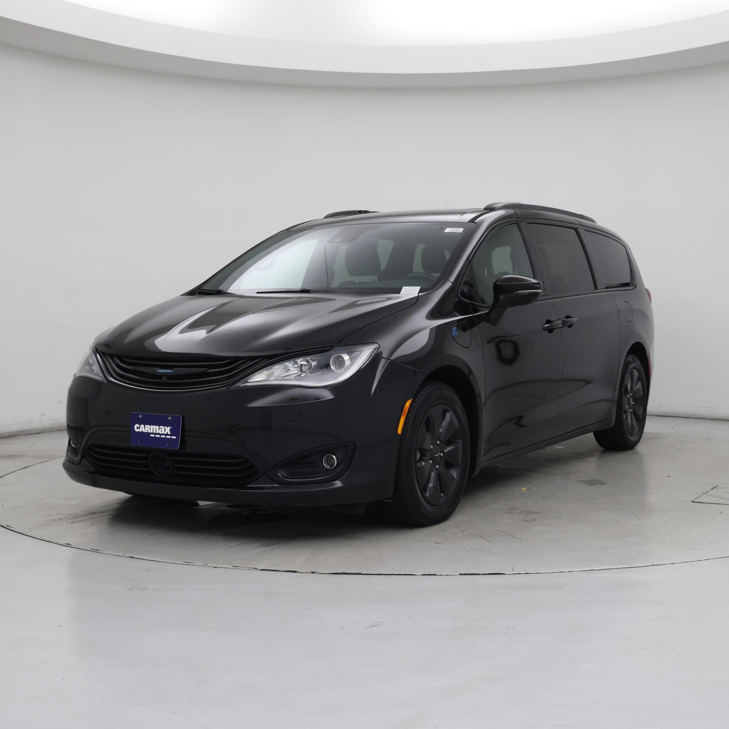 Thumbnail: 2019 Chrysler Pacifica - 4