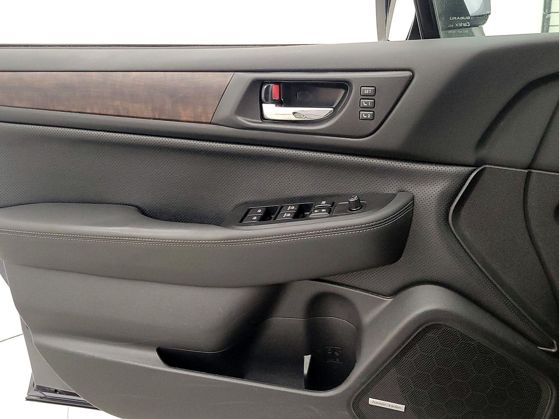 Thumbnail: 2016 Subaru Outback - 12
