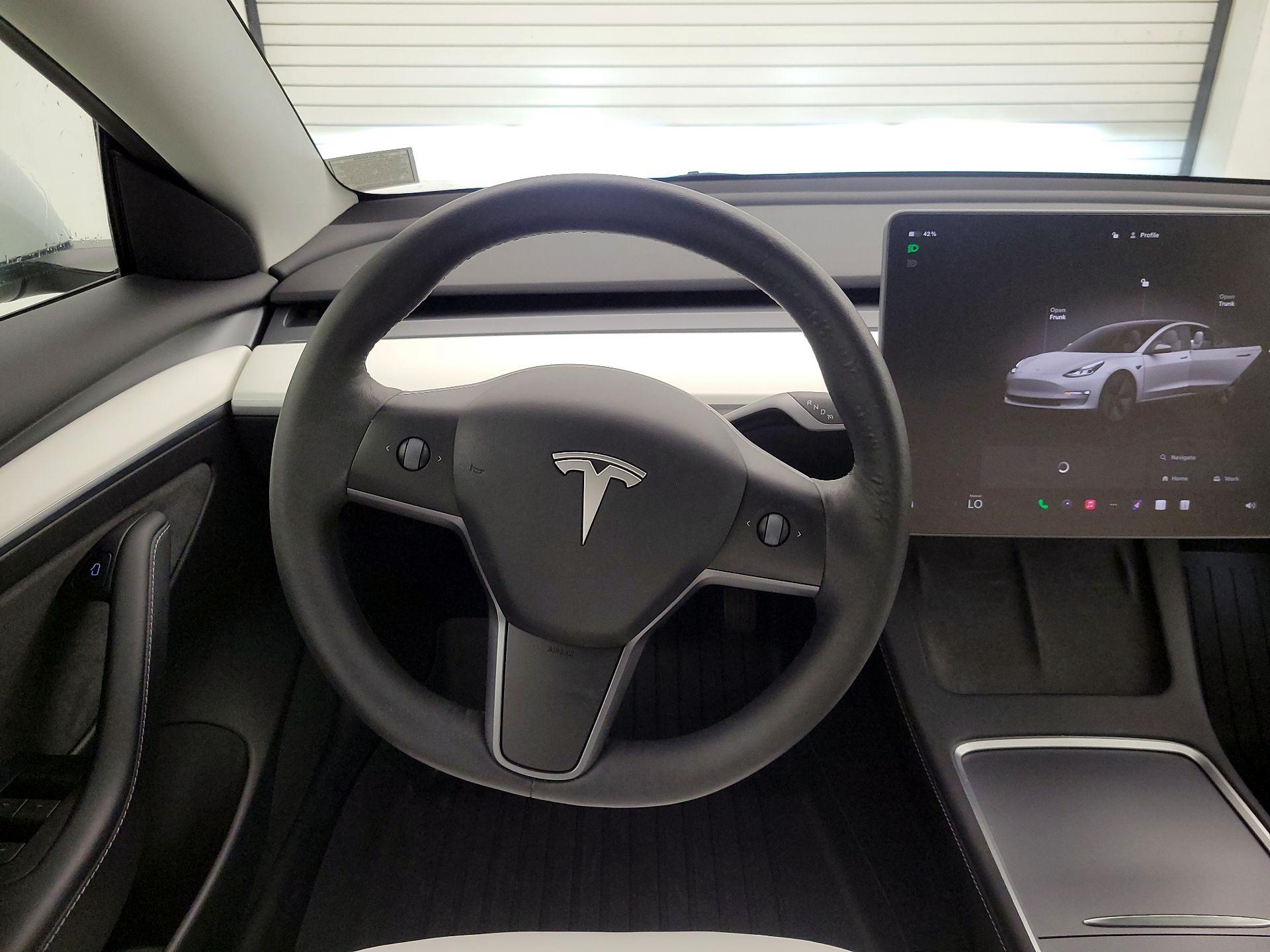 Thumbnail: 2022 Tesla Model 3 - 10