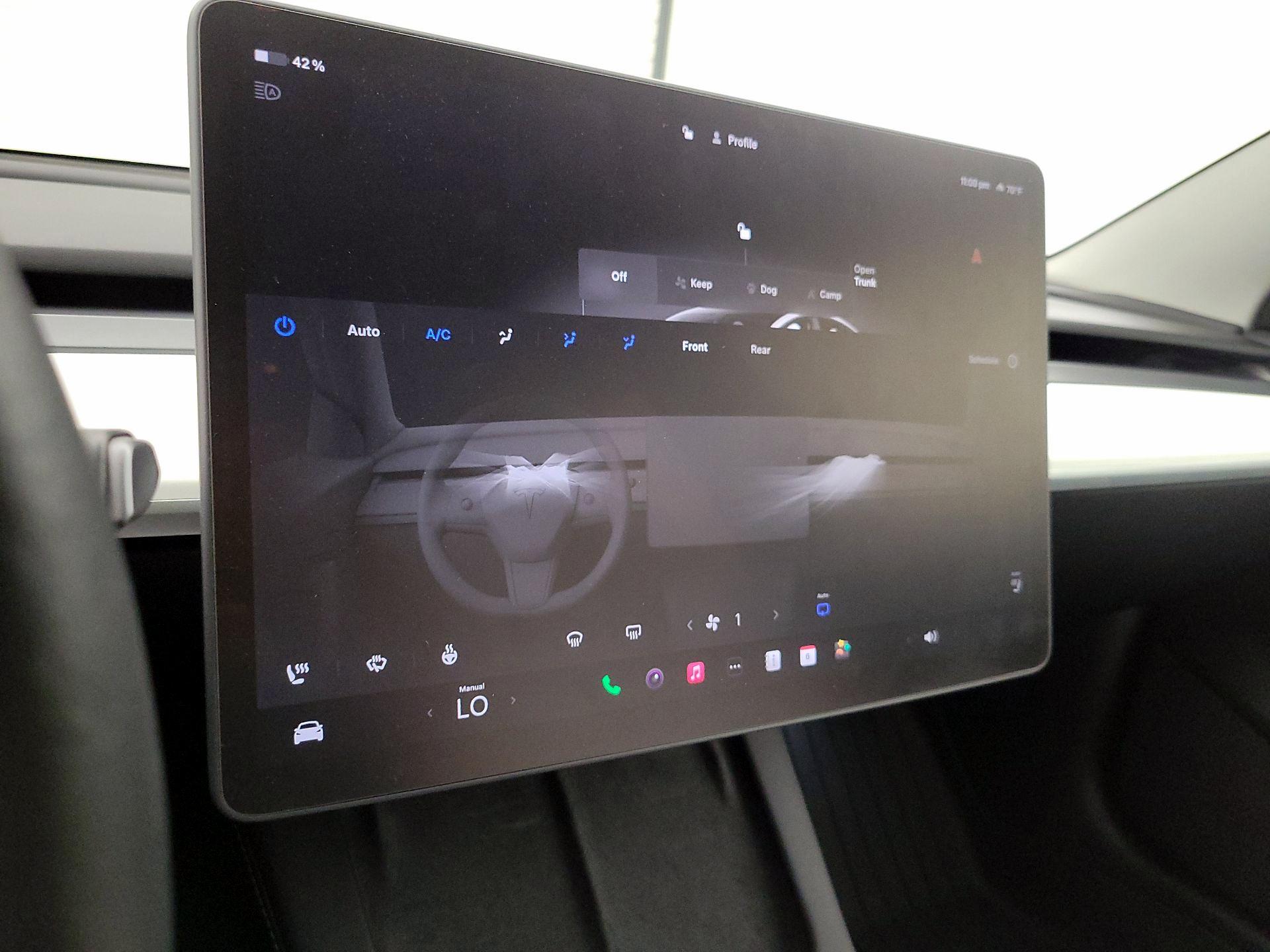 Thumbnail: 2022 Tesla Model 3 - 16