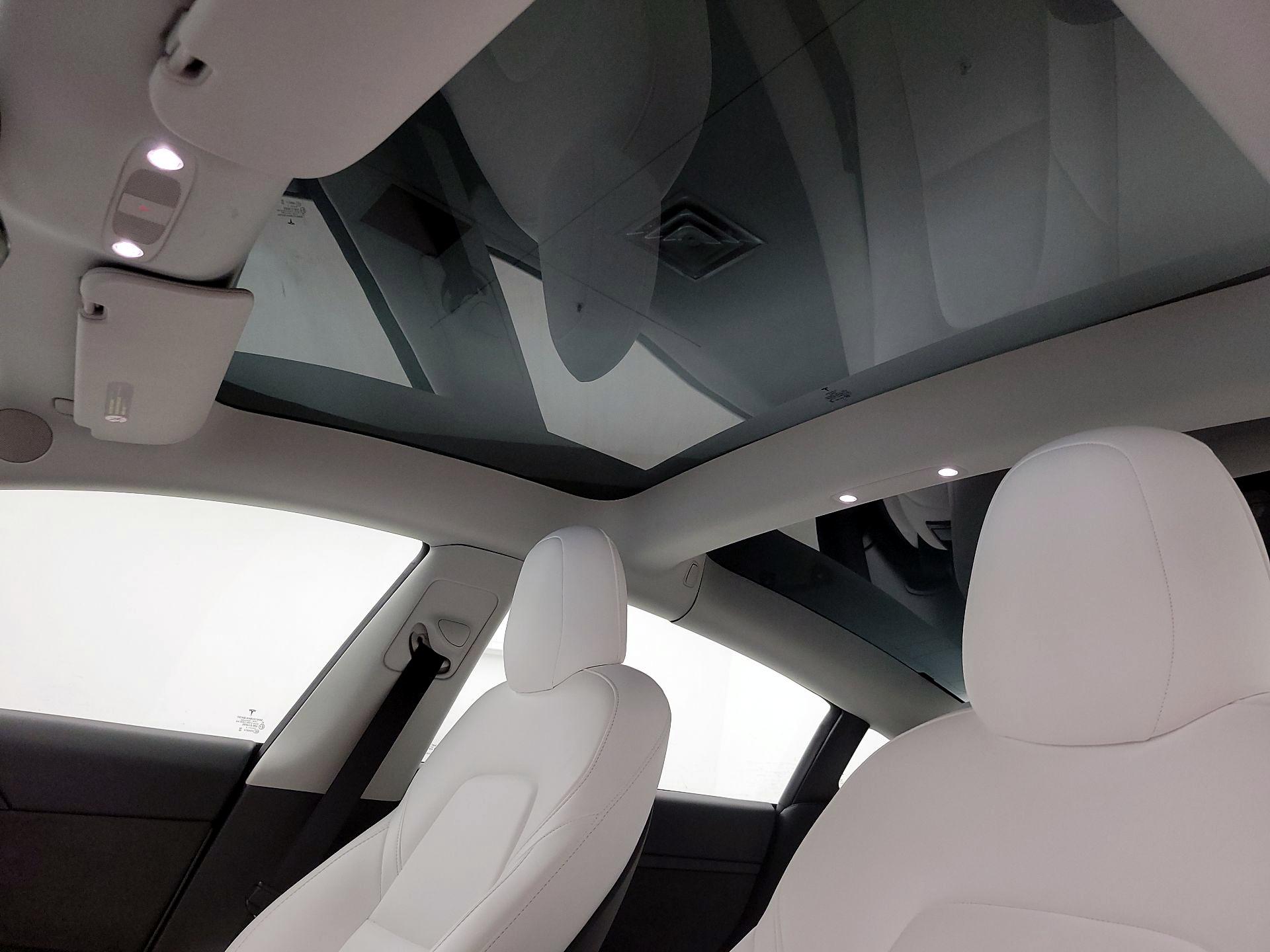 Thumbnail: 2022 Tesla Model 3 - 19