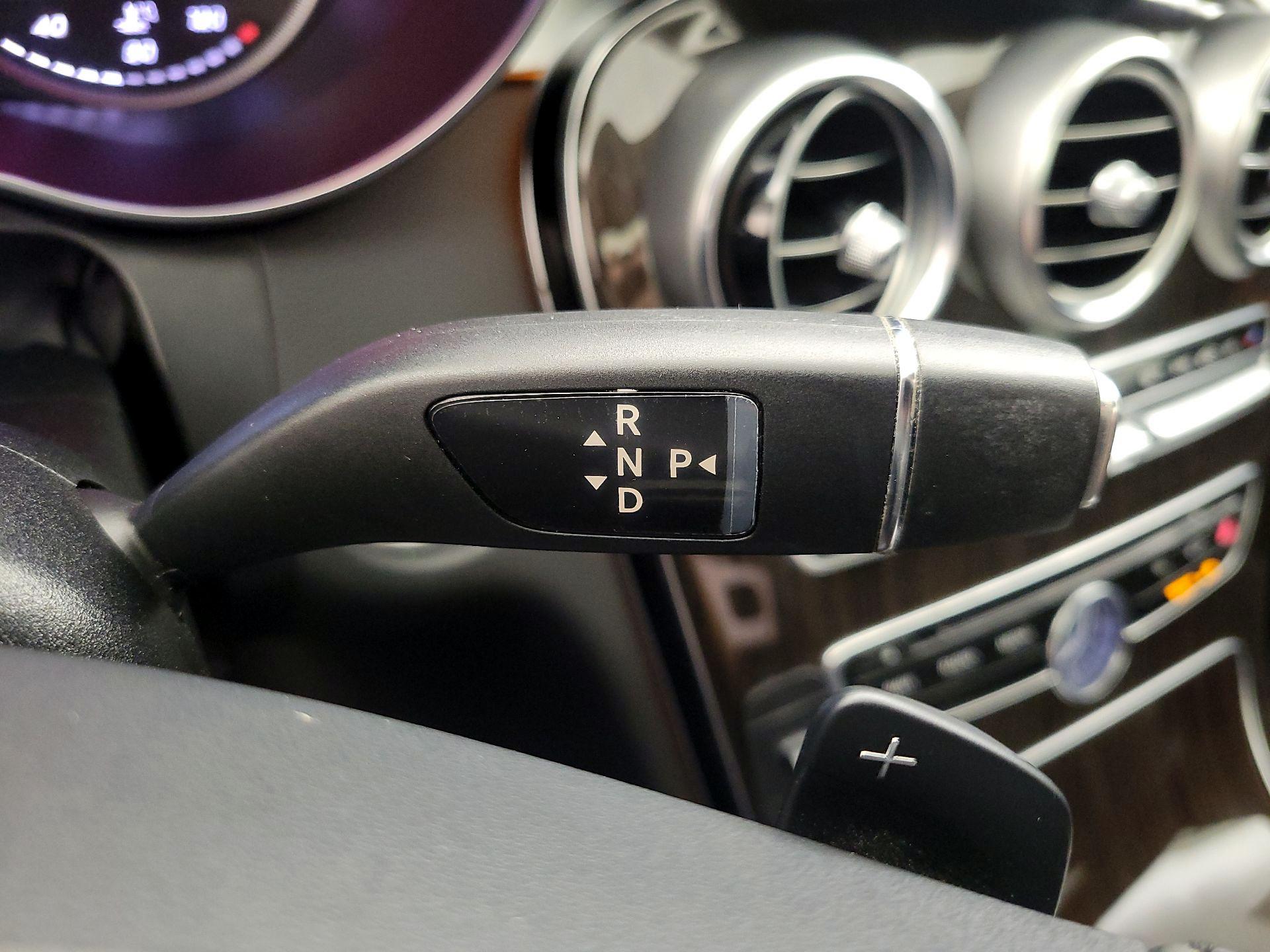 Thumbnail: 2017 Mercedes-Benz C-Class - 18