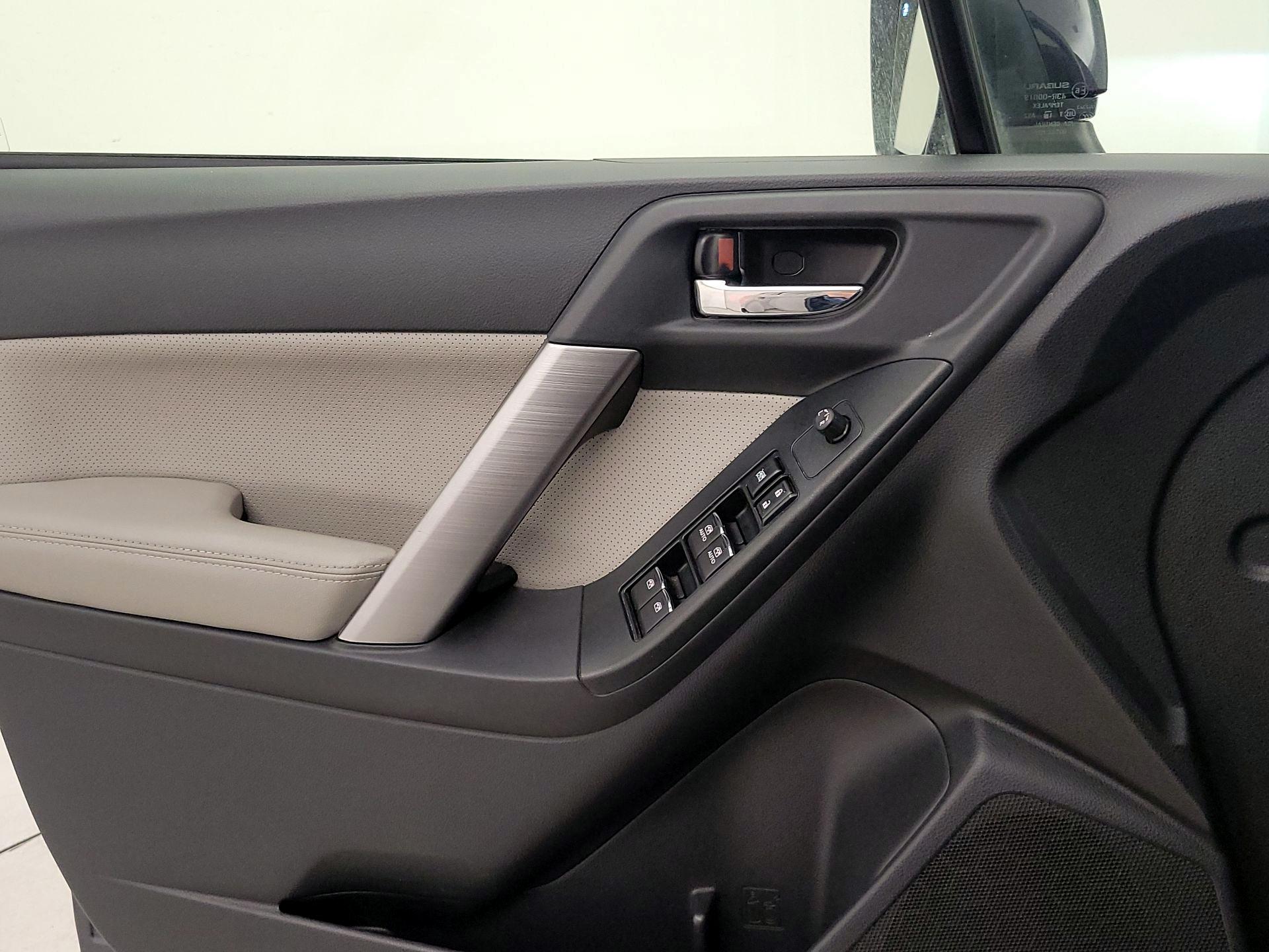 Thumbnail: 2017 Subaru Forester - 12