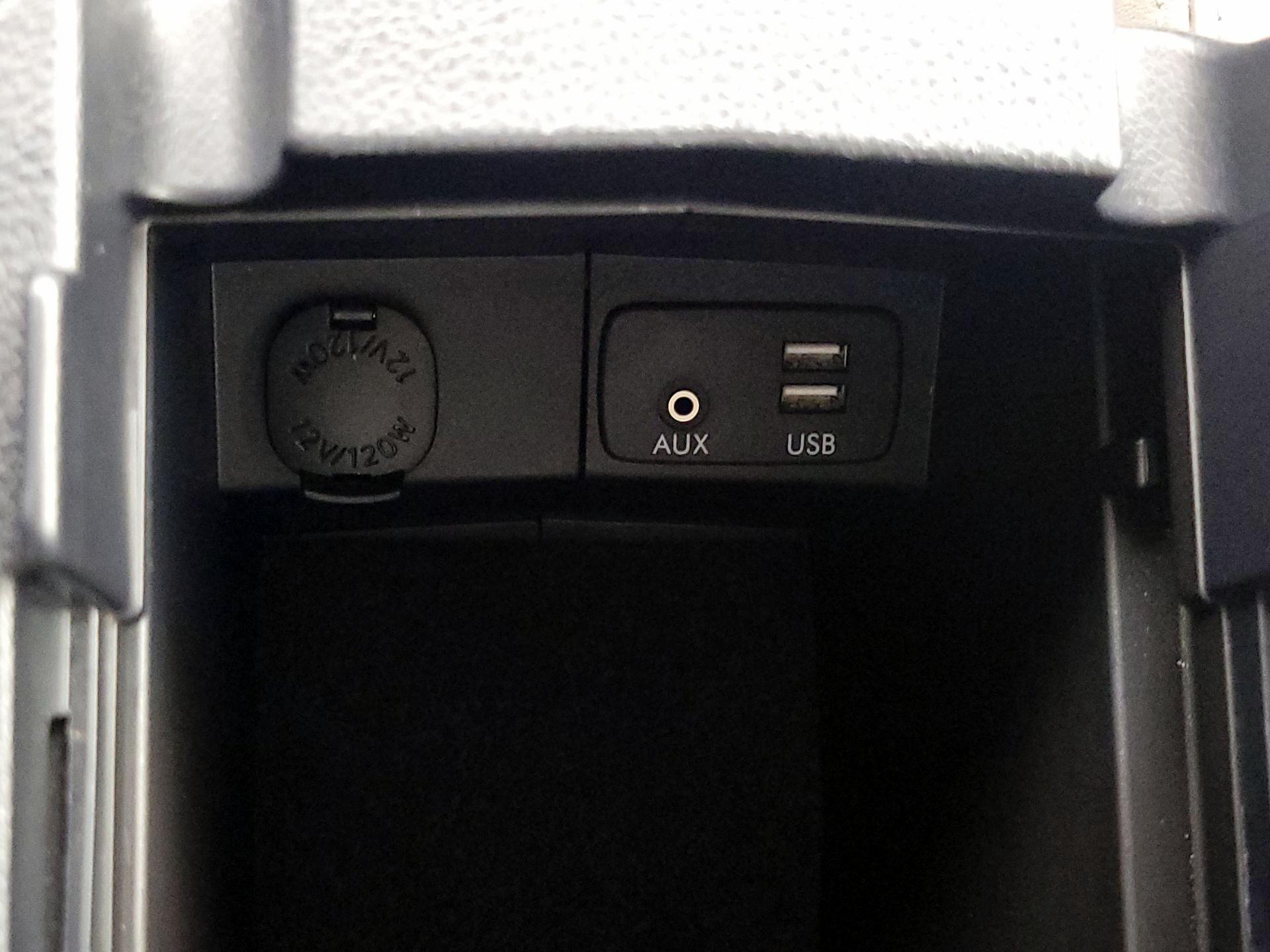 Thumbnail: 2017 Subaru Forester - 18