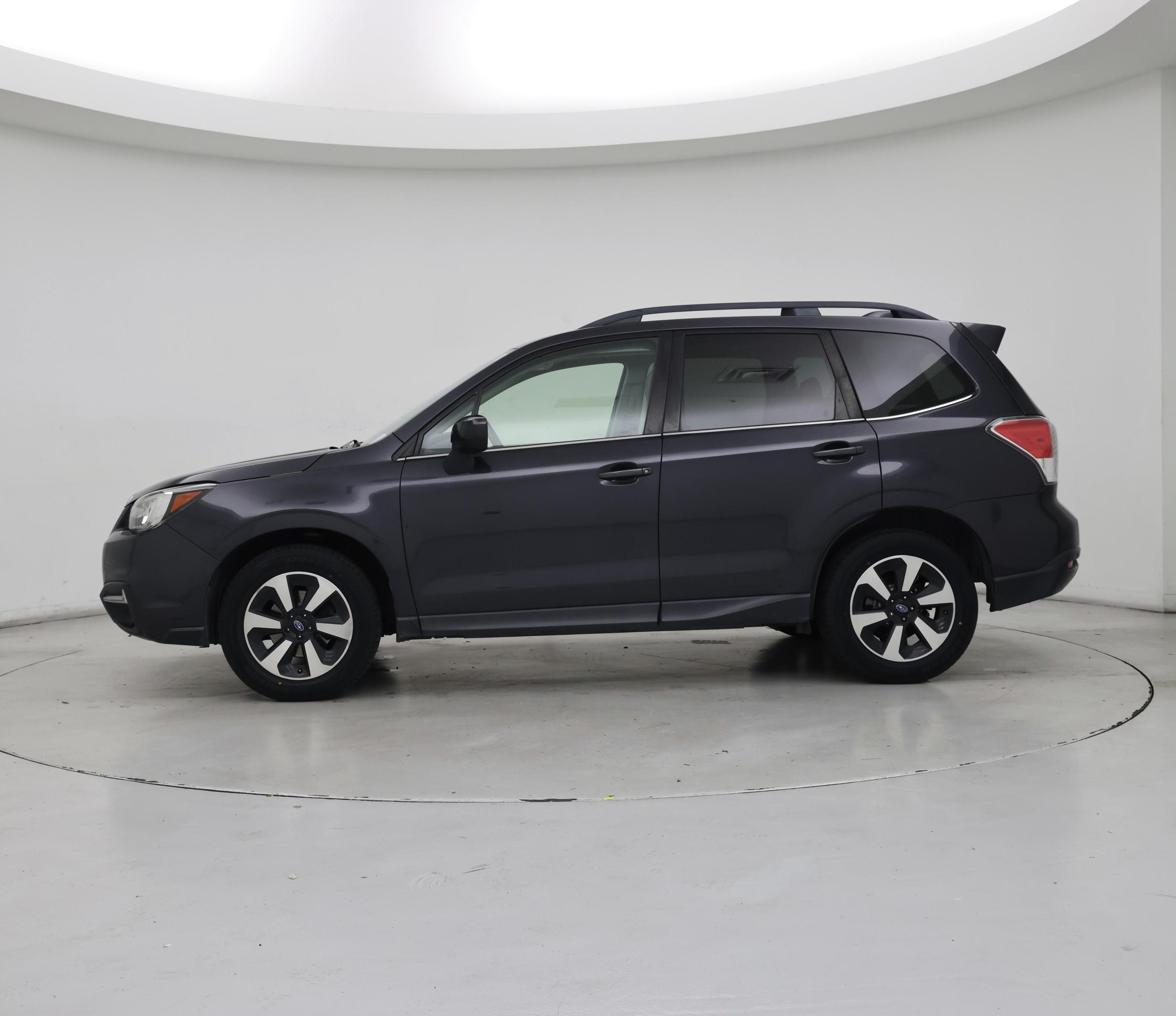 Thumbnail: 2017 Subaru Forester - 3