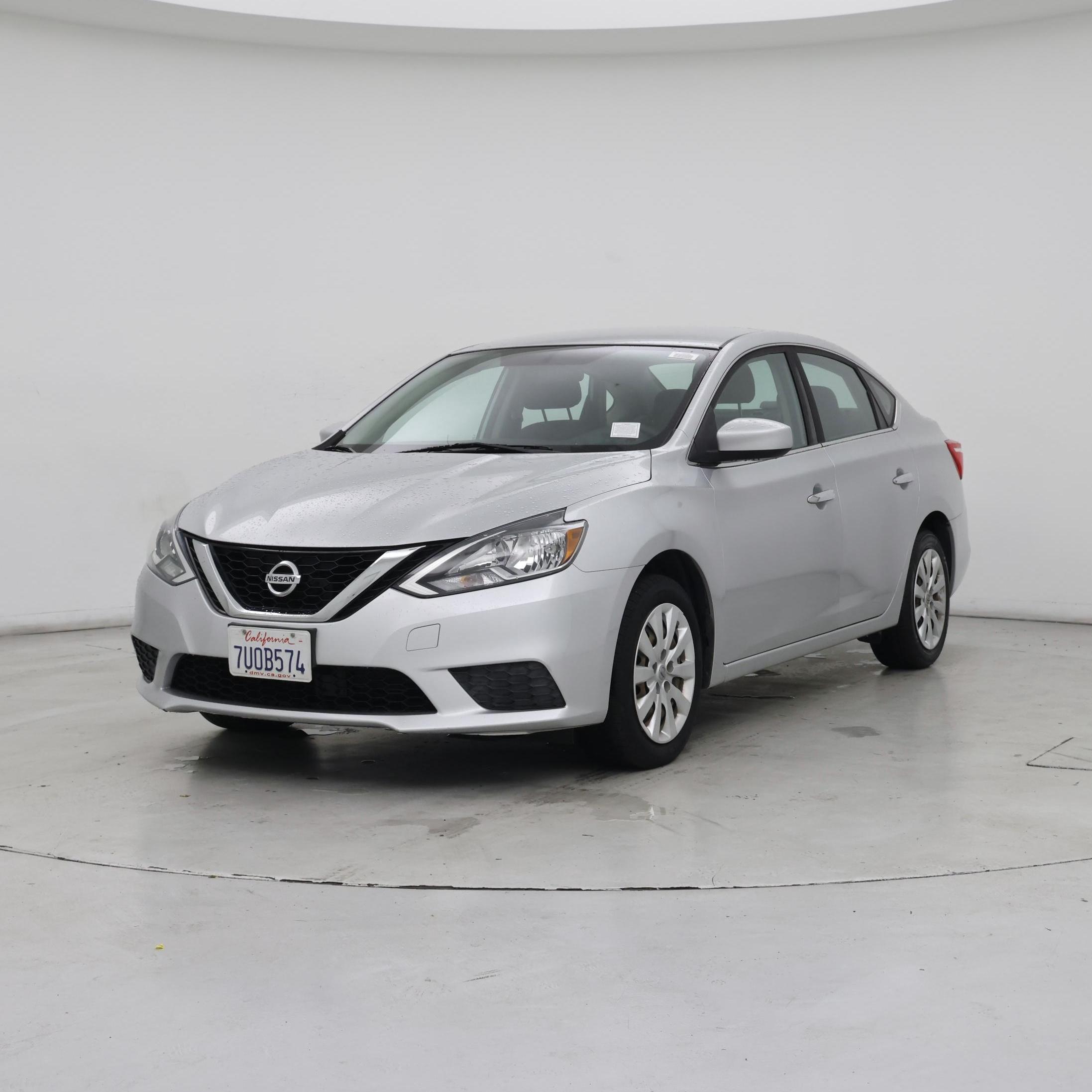Thumbnail: 2017 Nissan Sentra - 4