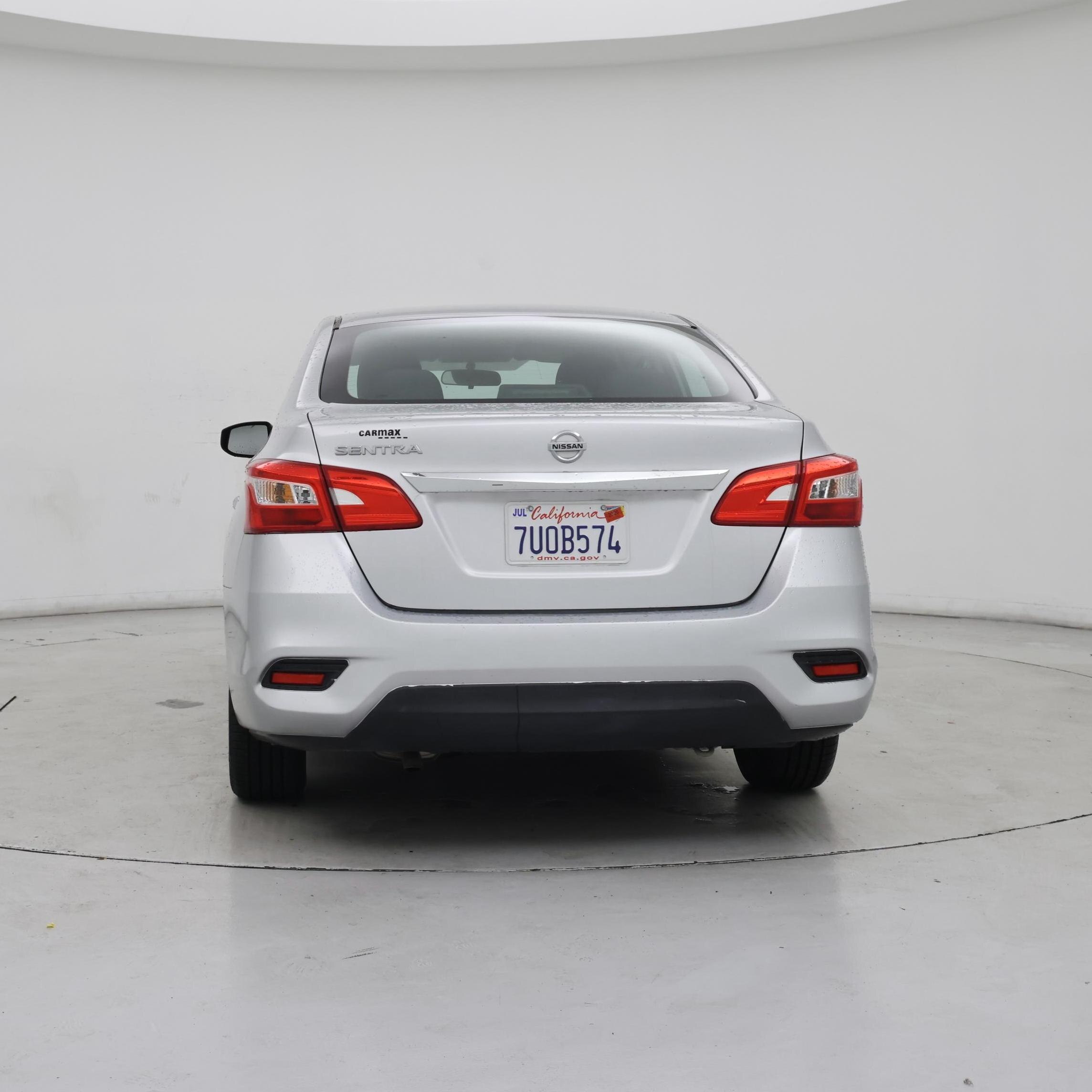 Thumbnail: 2017 Nissan Sentra - 6