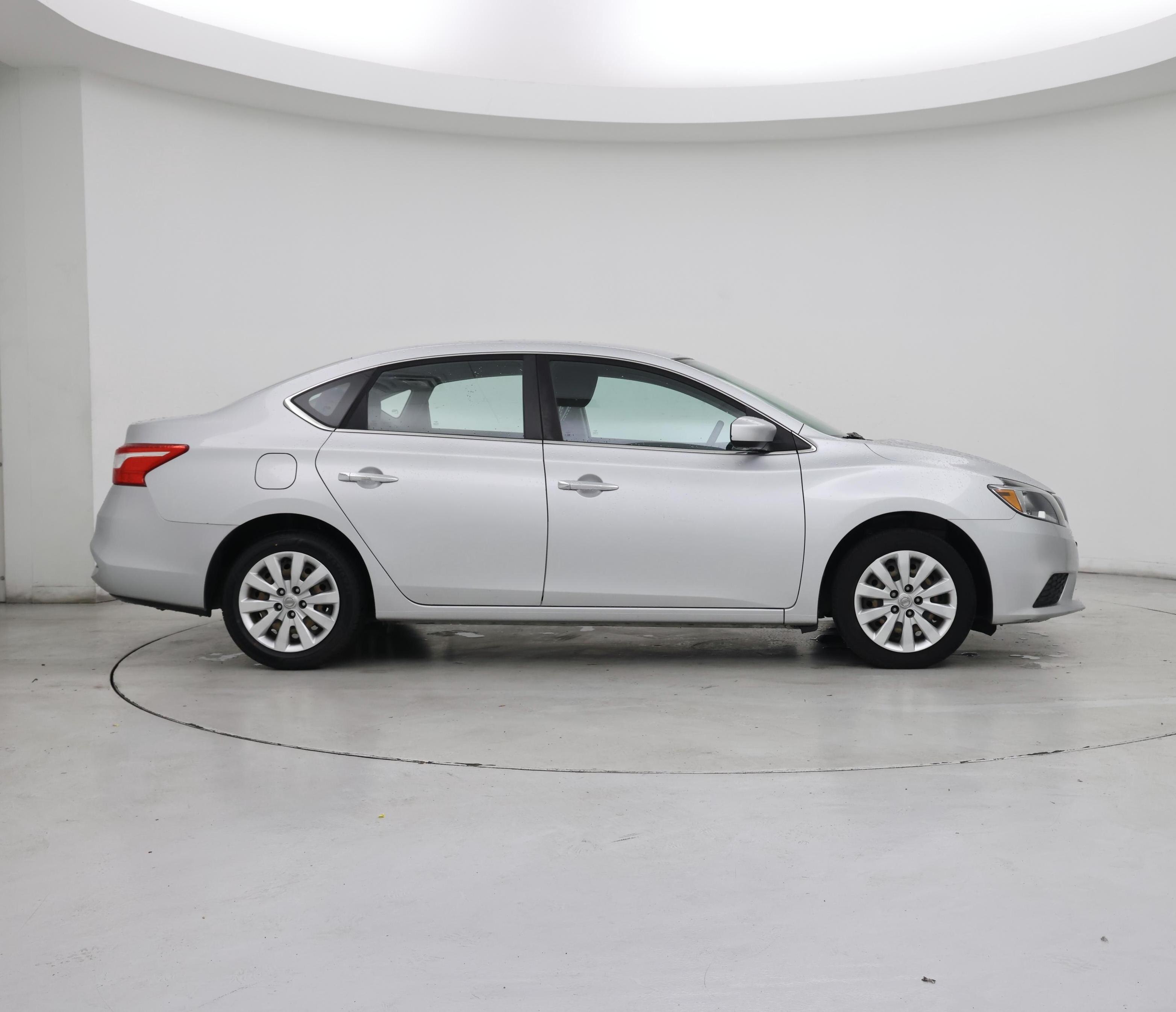 Thumbnail: 2017 Nissan Sentra - 7