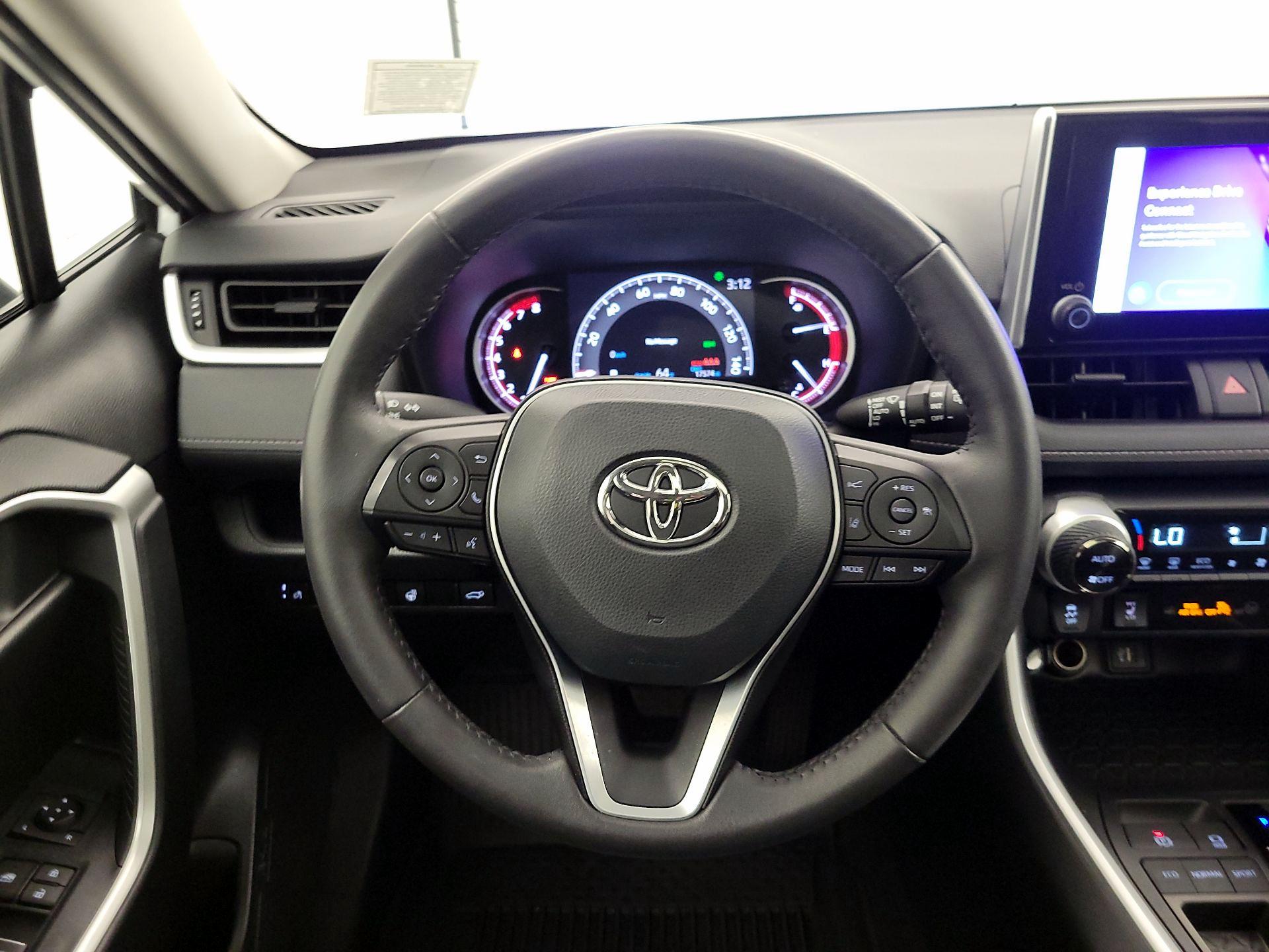 Thumbnail: 2024 Toyota RAV4 - 10