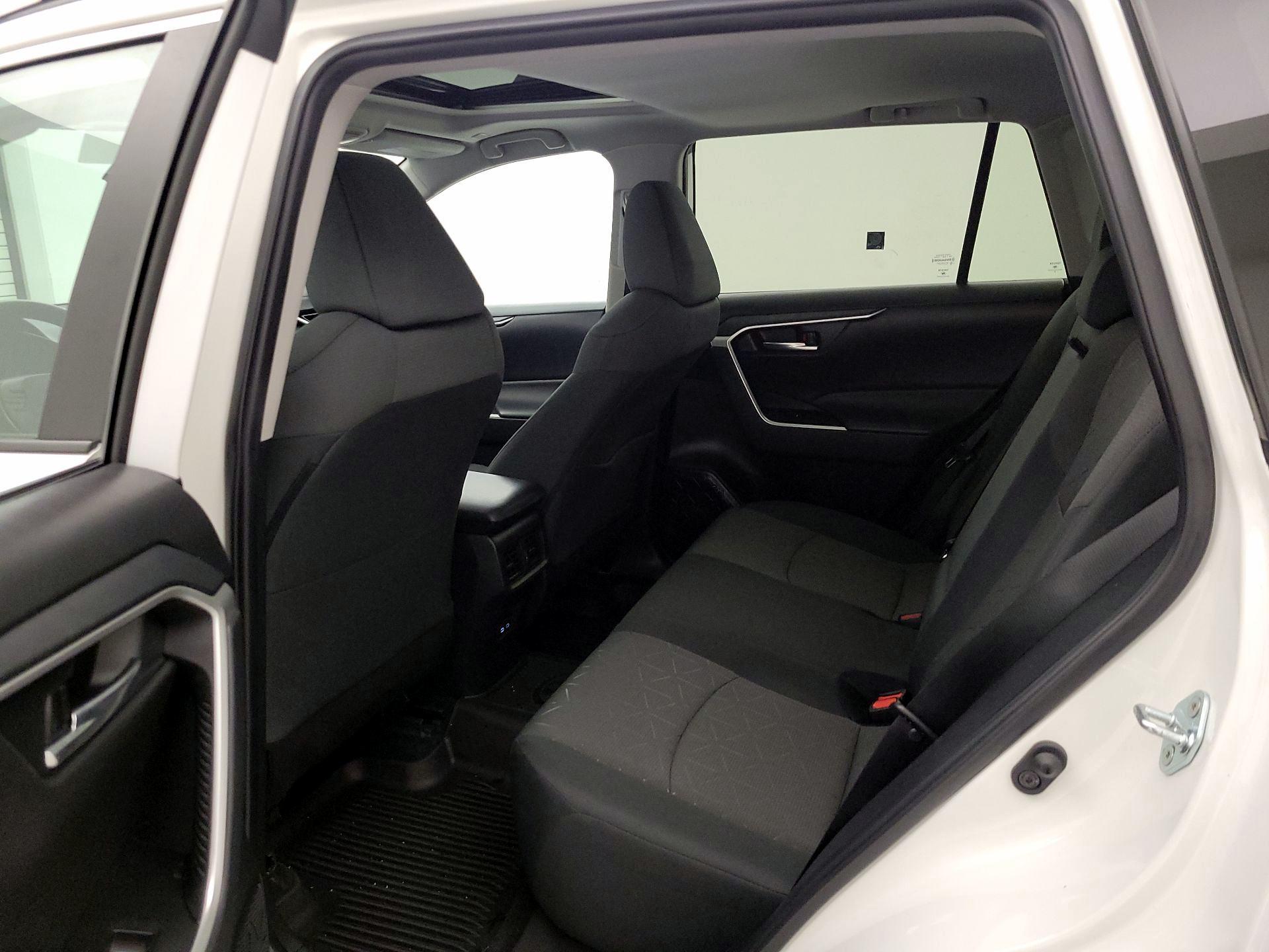 Thumbnail: 2024 Toyota RAV4 - 20