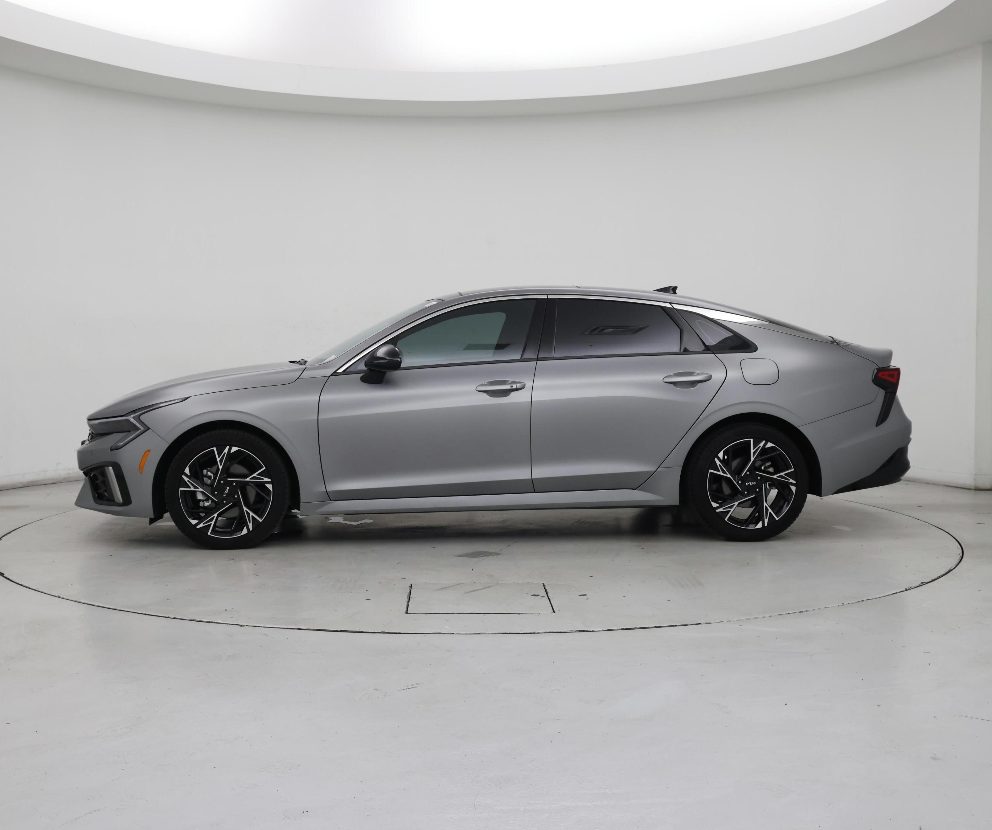 Thumbnail: 2025 Kia K5 - 3