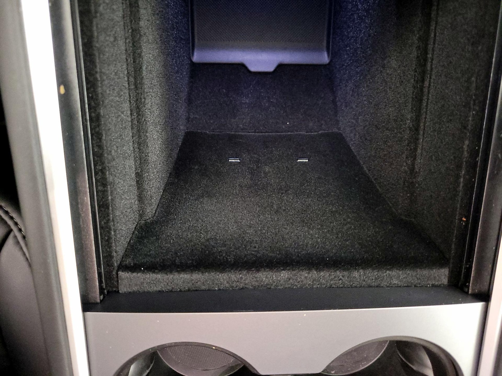 2025 Tesla Model Y Long Range - Photo 20
