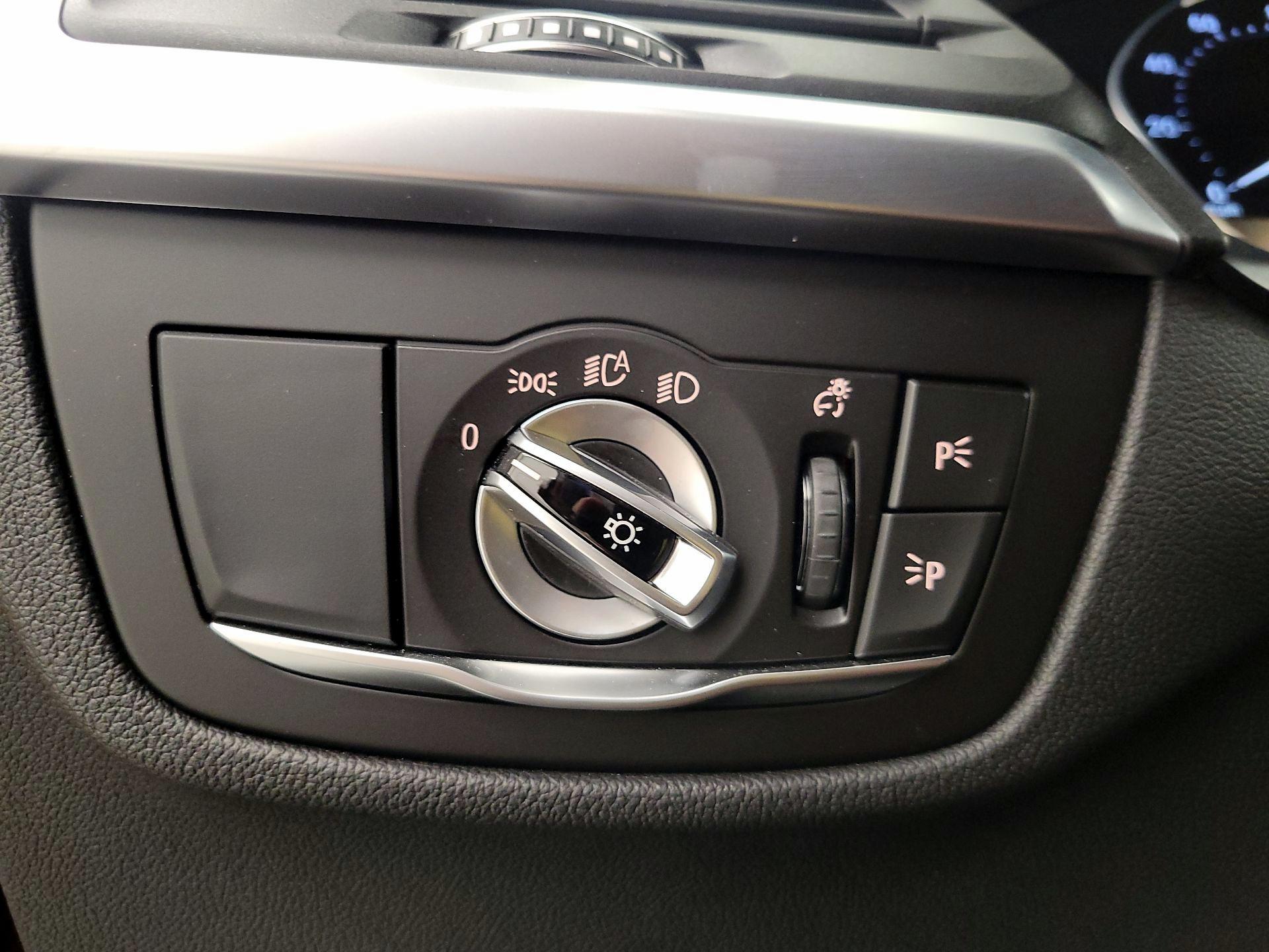 Thumbnail: 2022 BMW X3 - 13