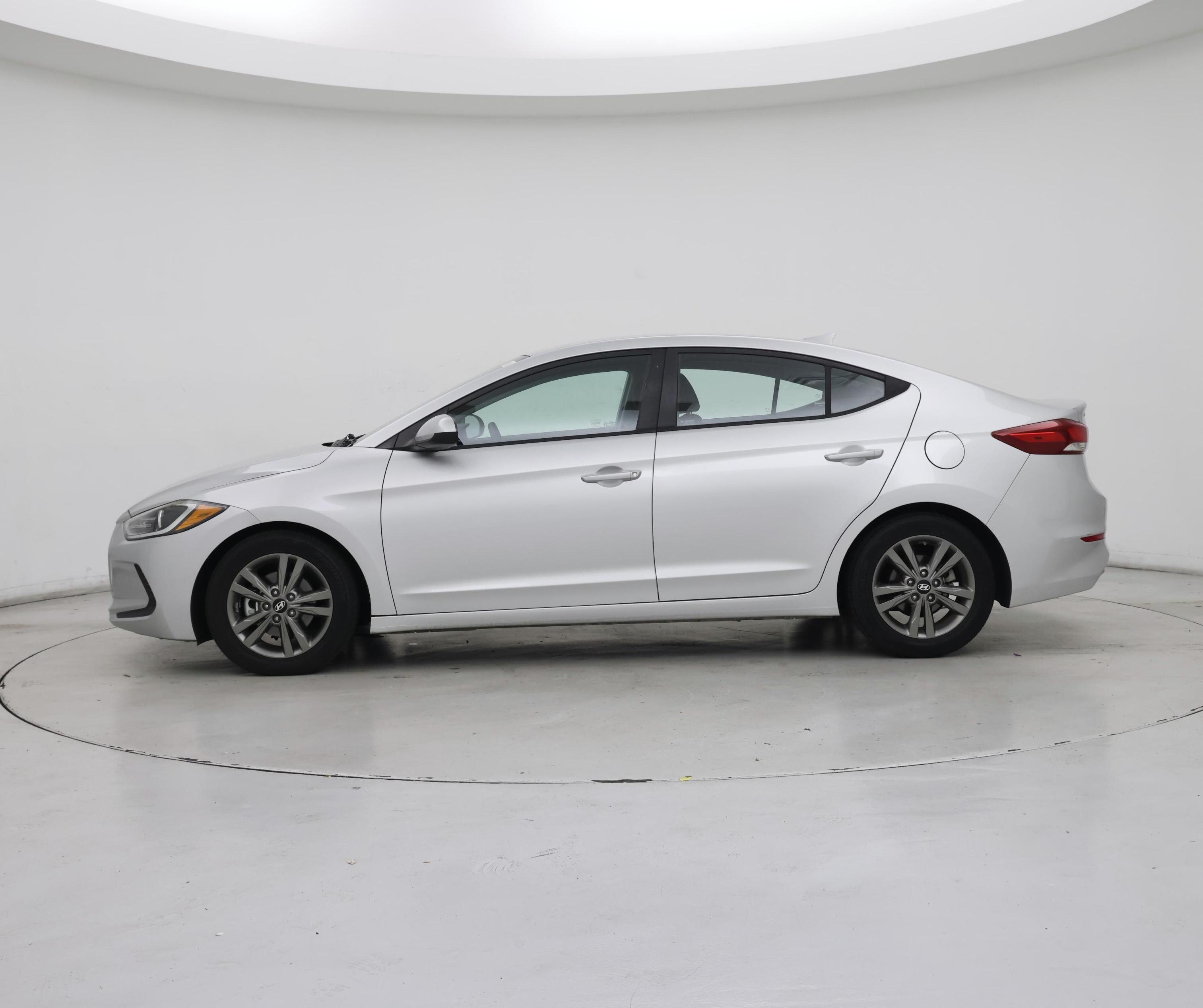 Thumbnail: 2018 Hyundai Elantra - 3