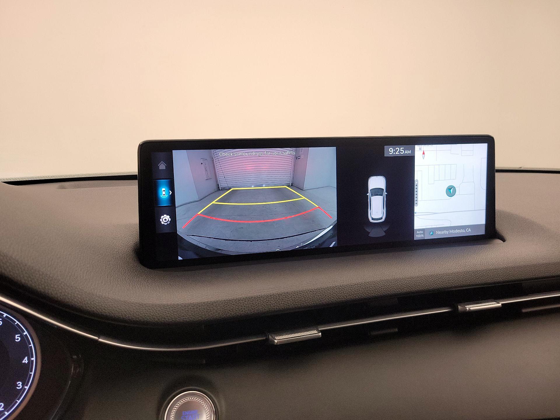 Thumbnail: 2023 Genesis GV70 - 15