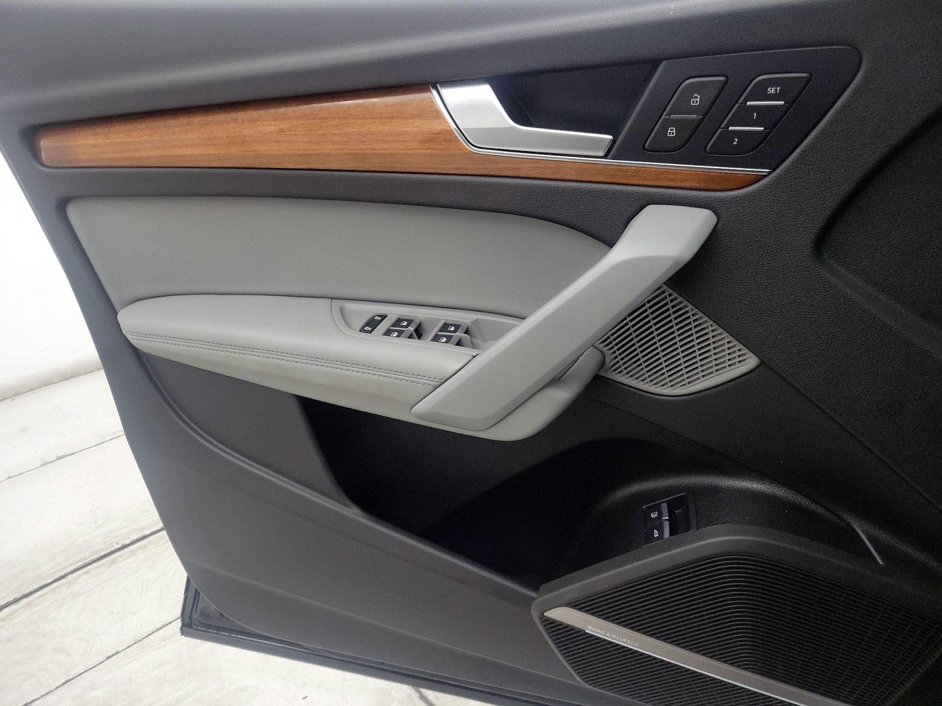 Thumbnail: 2024 Audi Q5 - 12