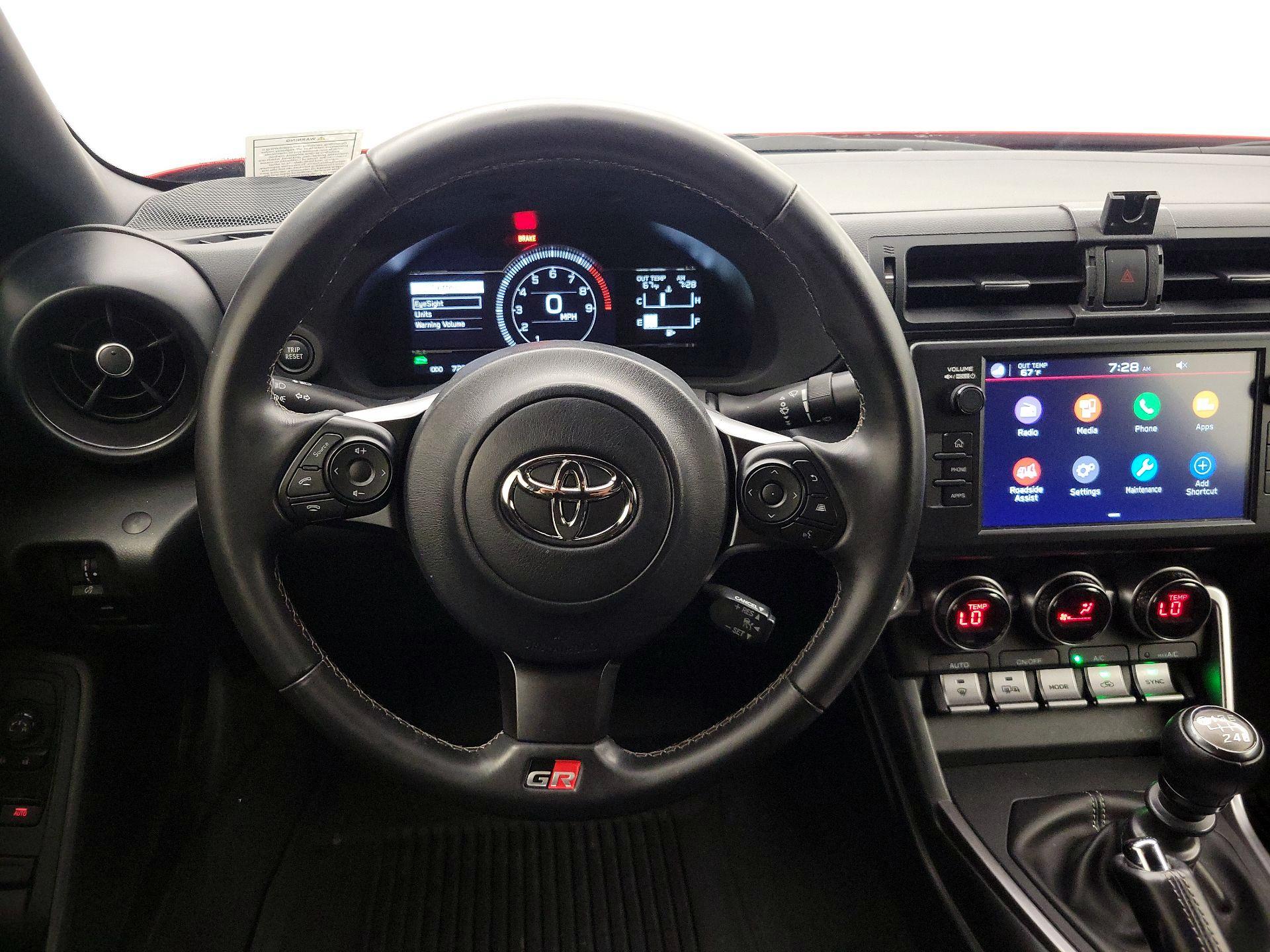 Thumbnail: 2024 Toyota GR86 - 10