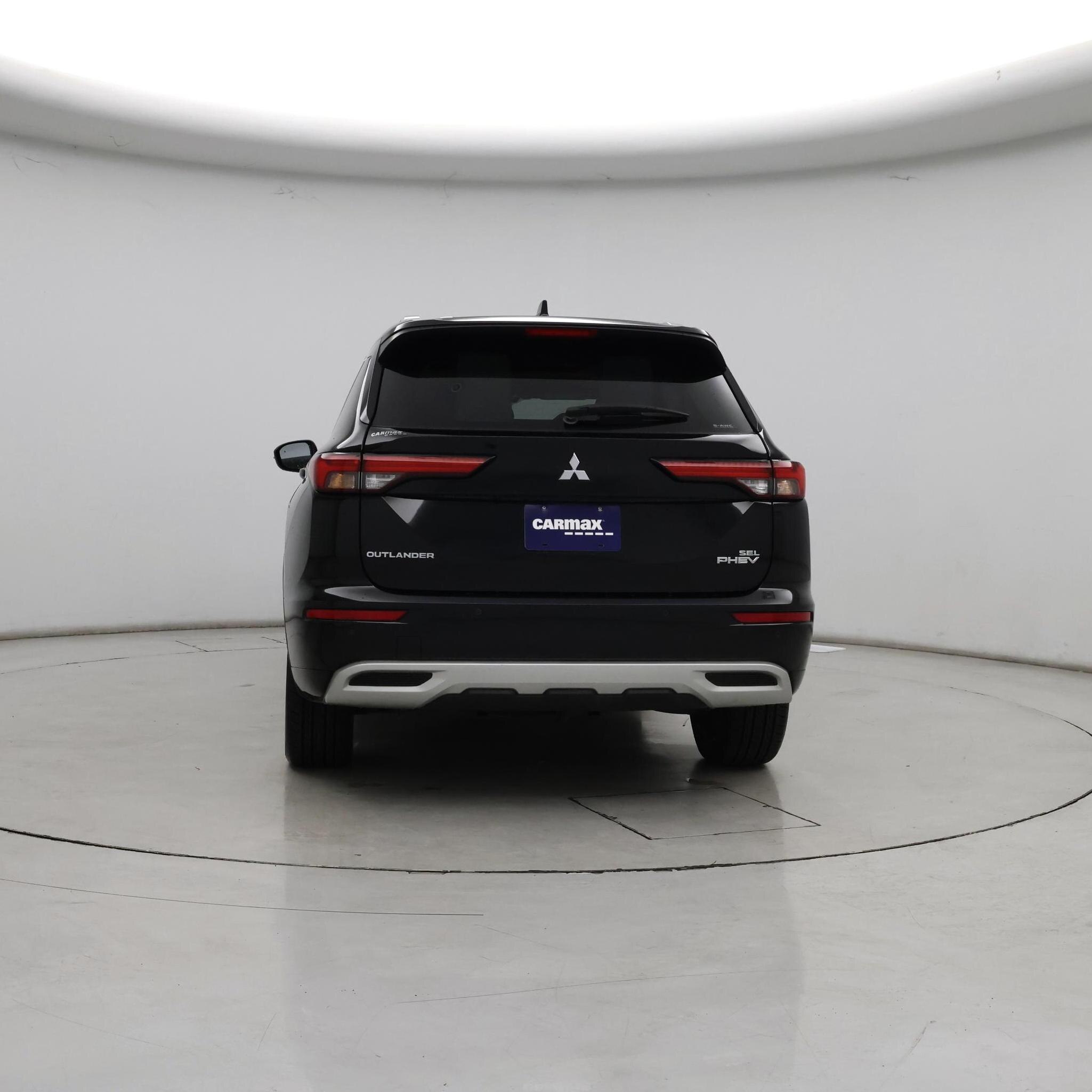 Thumbnail: 2023 Mitsubishi Outlander - 6