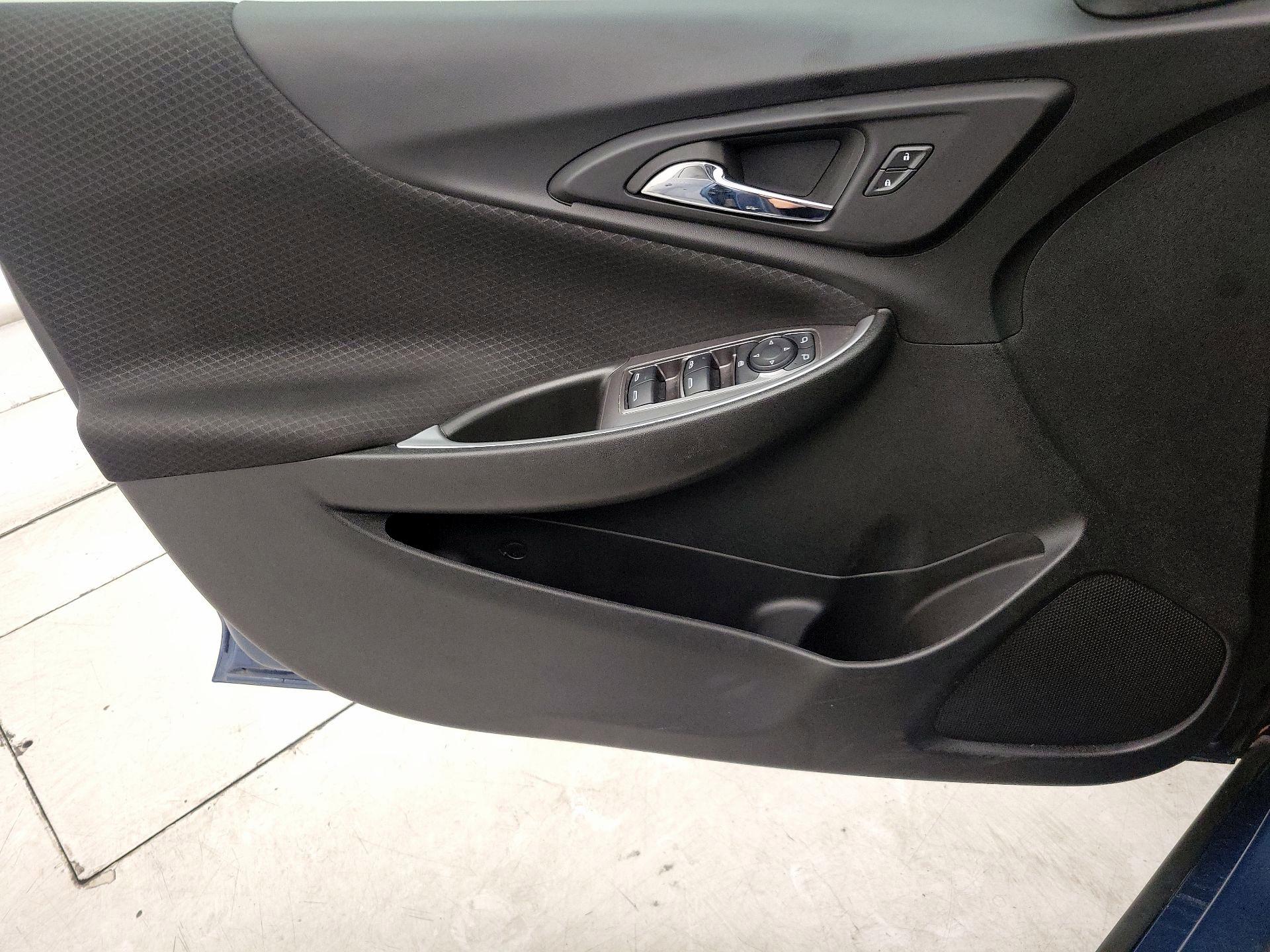 Thumbnail: 2024 Chevrolet Malibu - 12