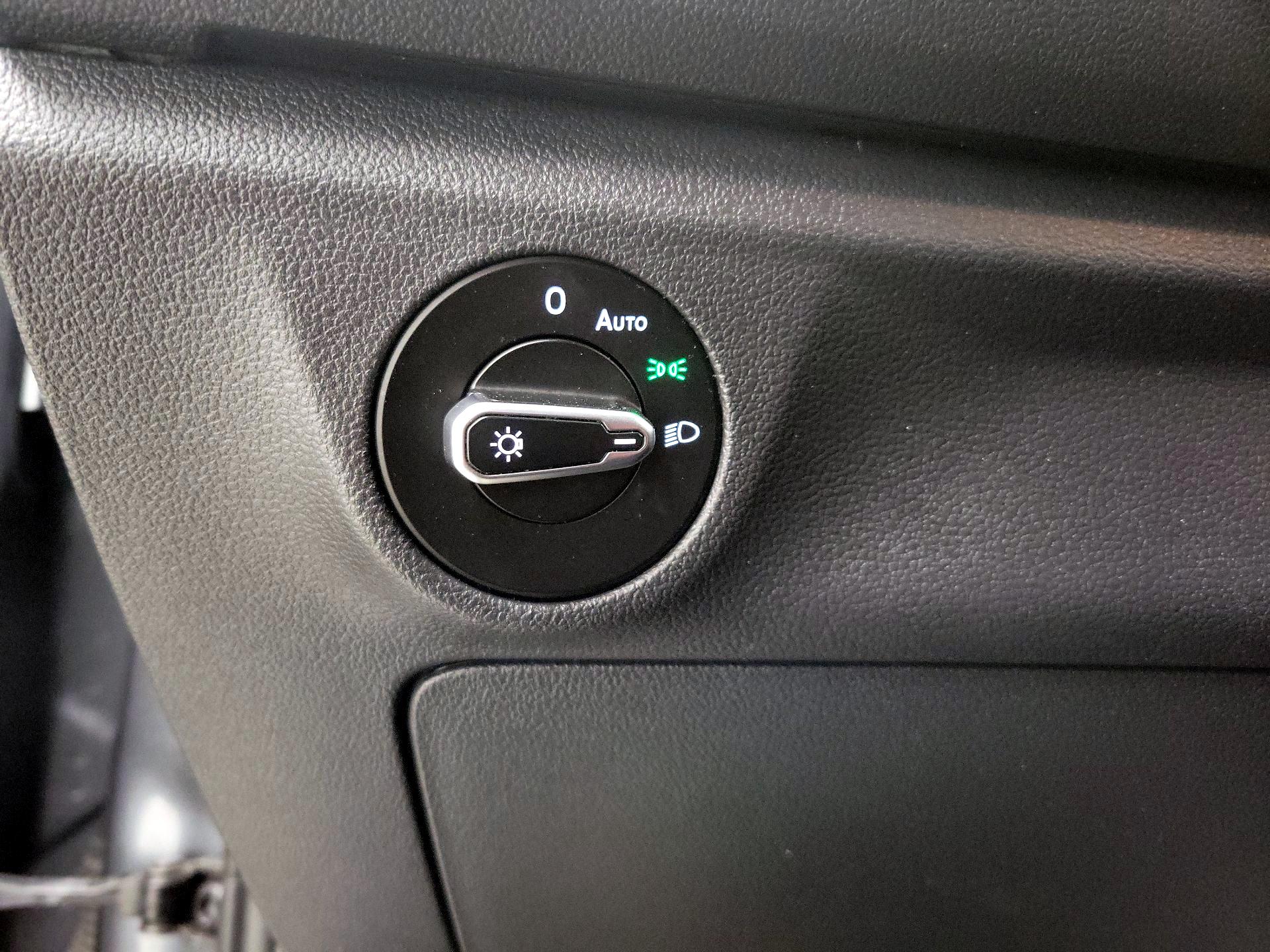 Thumbnail: 2023 Volkswagen Jetta - 13