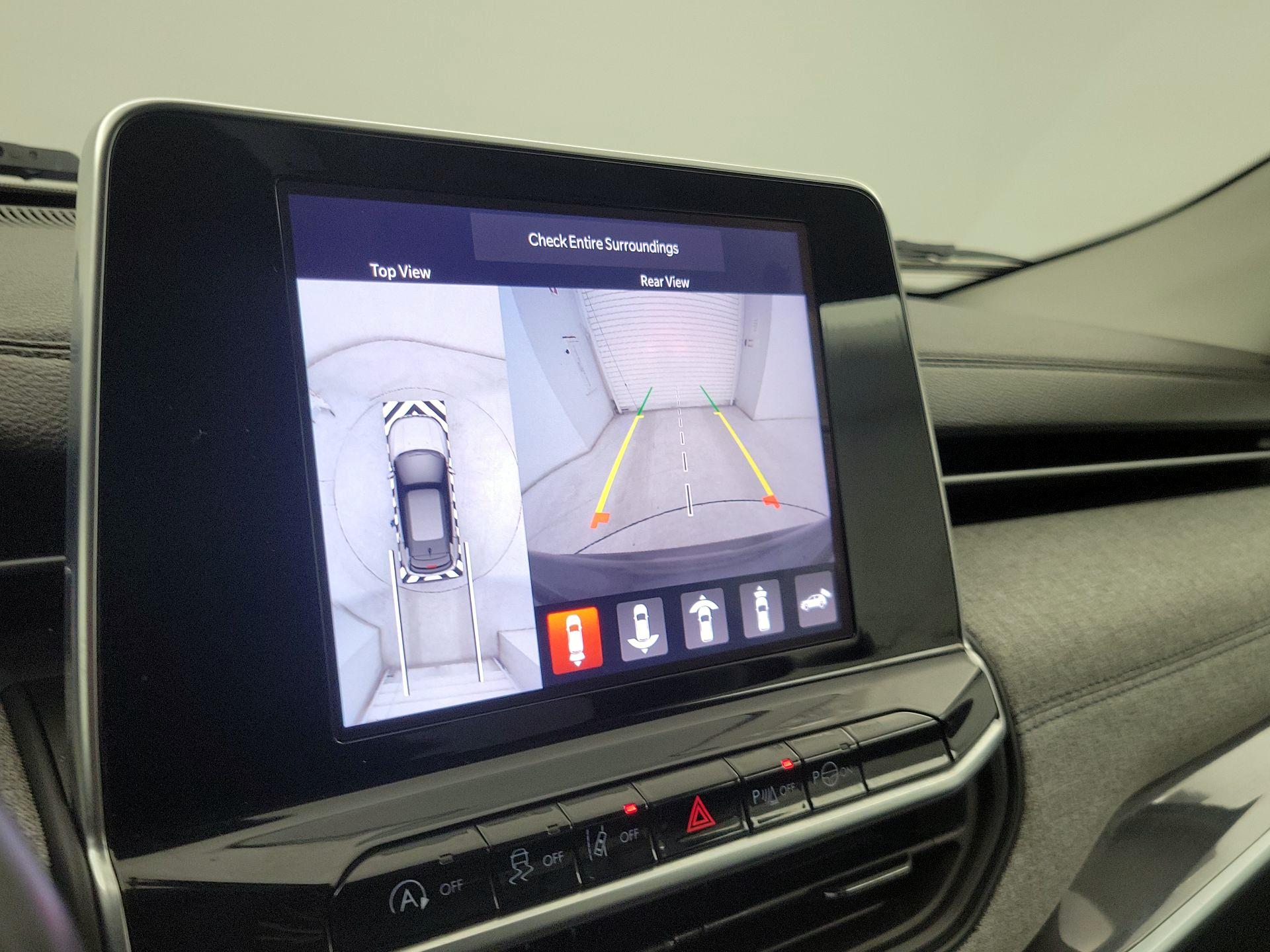 Thumbnail: 2022 Jeep Compass - 14