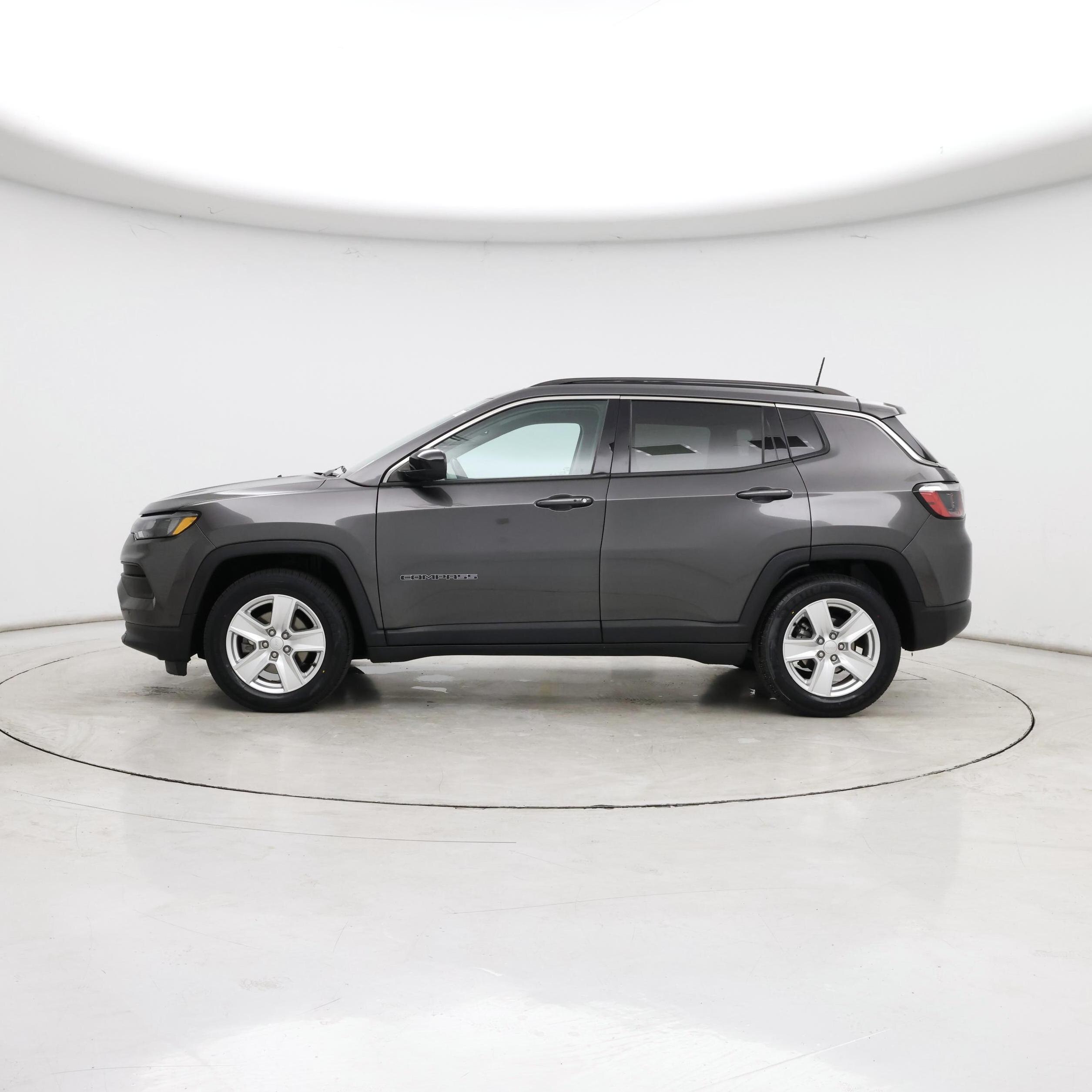 Thumbnail: 2022 Jeep Compass - 3