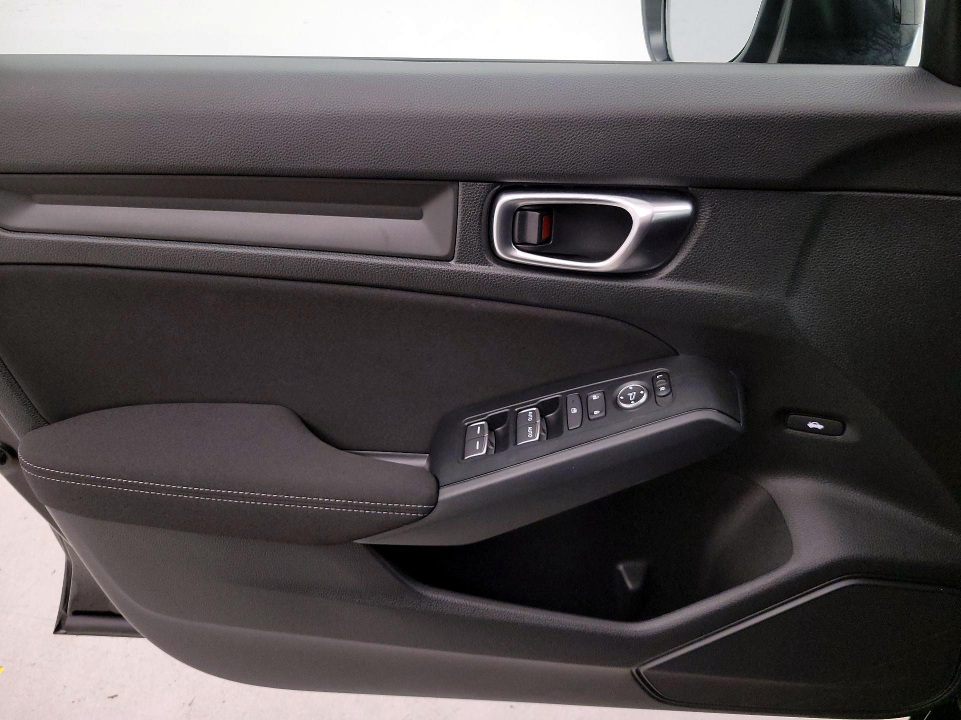 Thumbnail: 2025 Honda Civic - 12