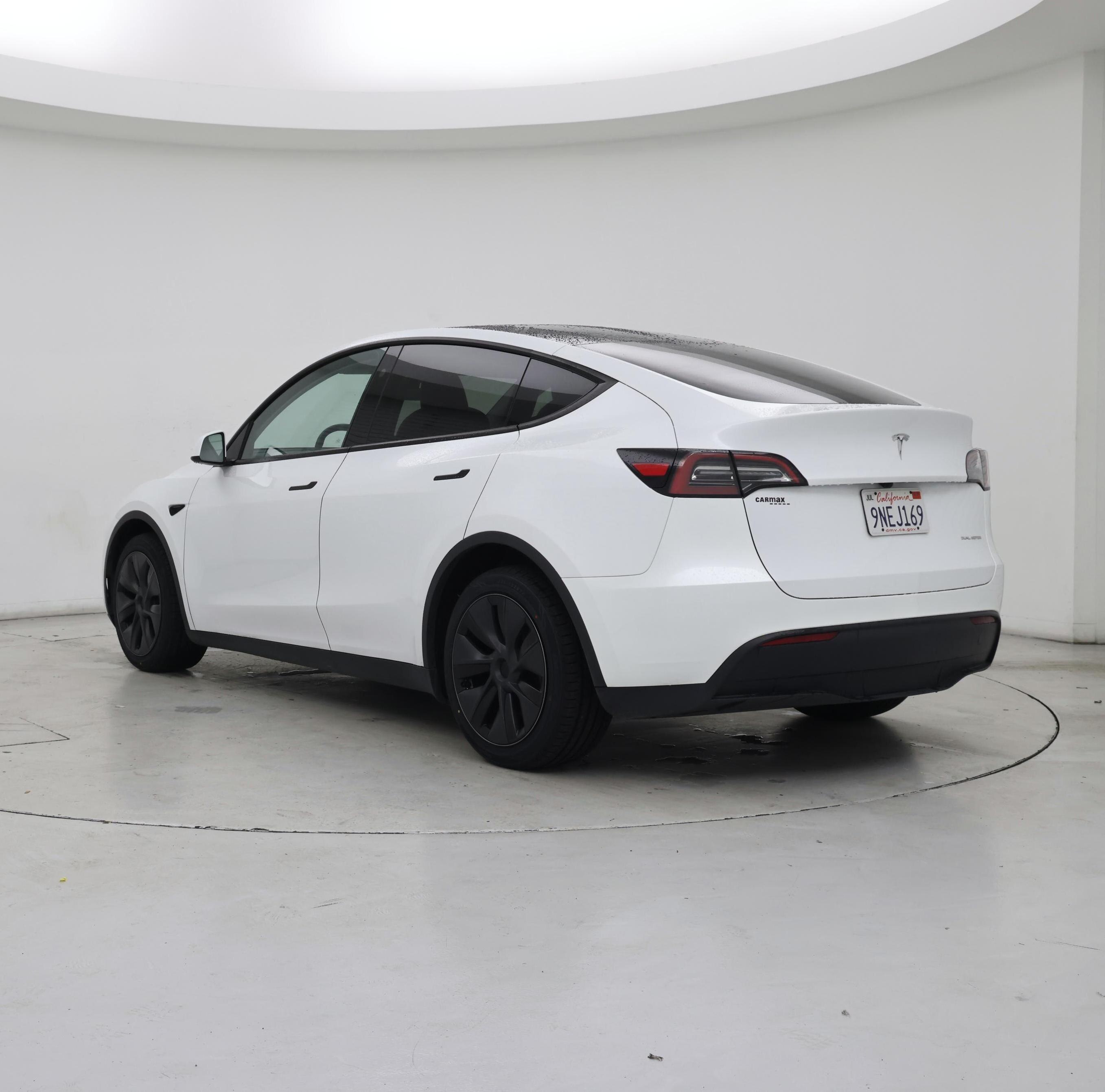Thumbnail: 2024 Tesla Model Y - 2