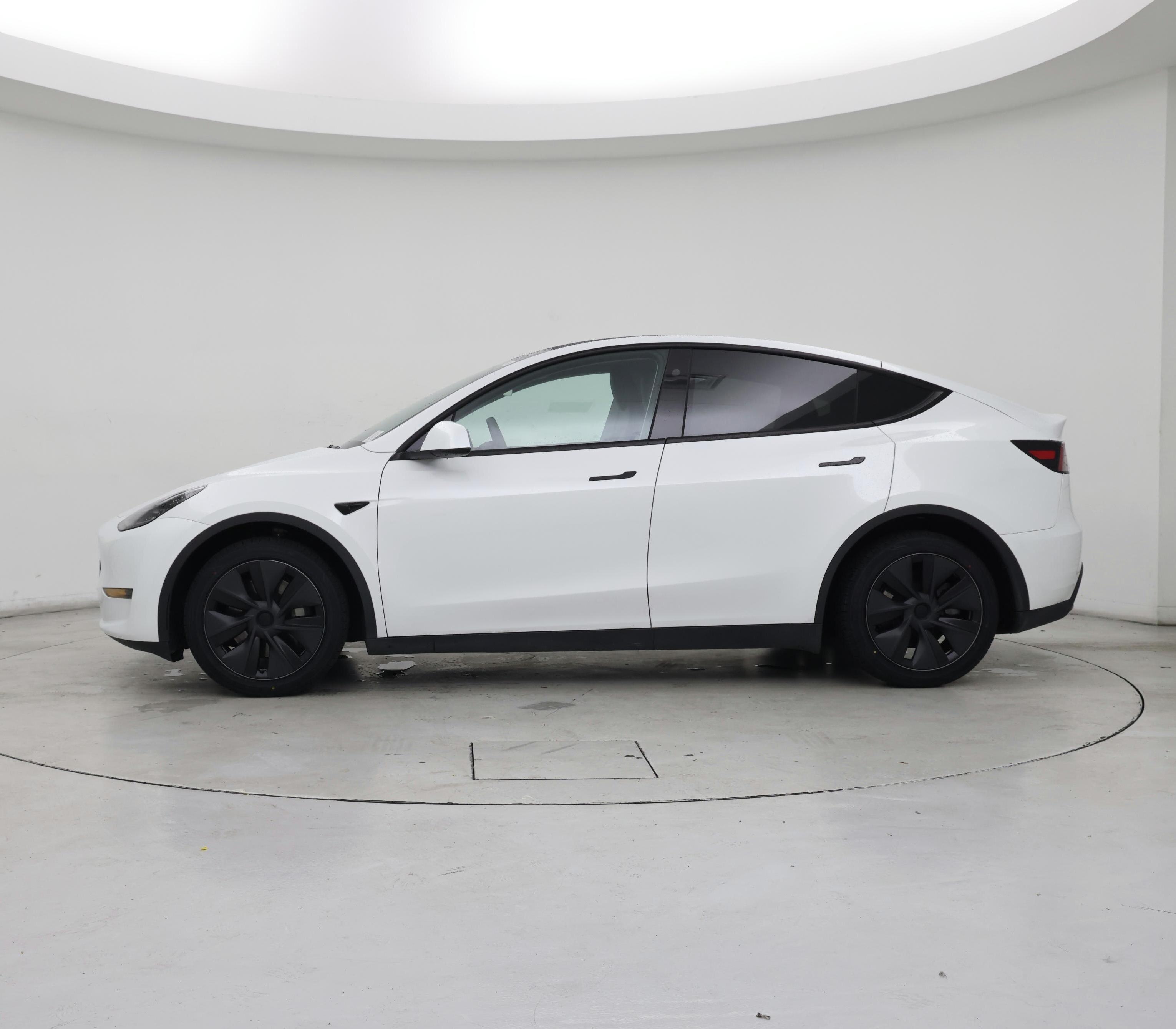 Thumbnail: 2024 Tesla Model Y - 3