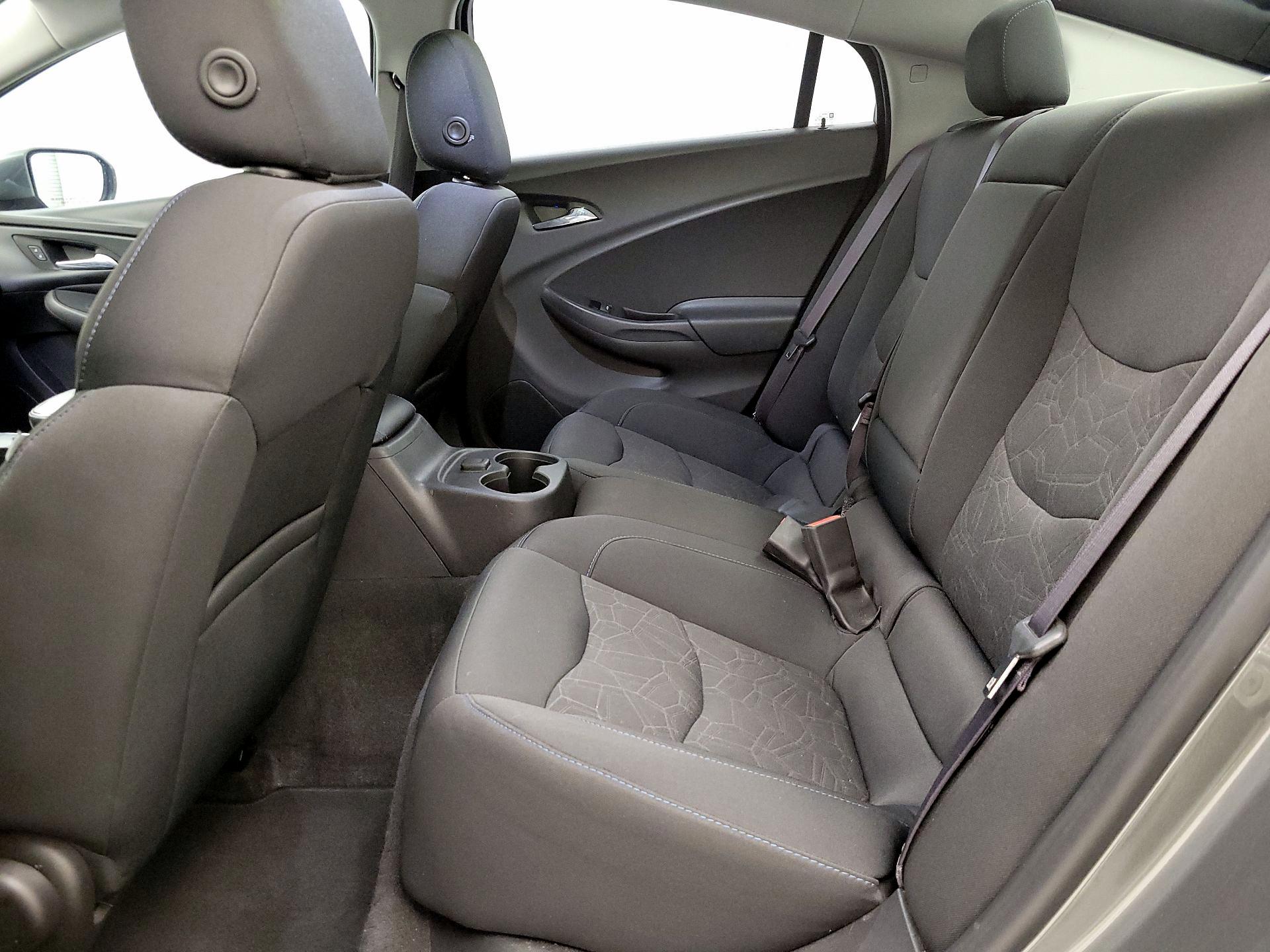 Thumbnail: 2017 Chevrolet Volt - 18